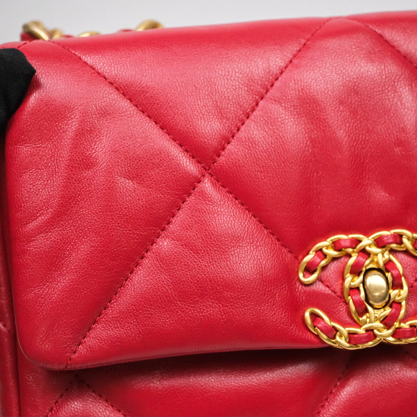 Chanel 19 Small Red Mixed Hardware