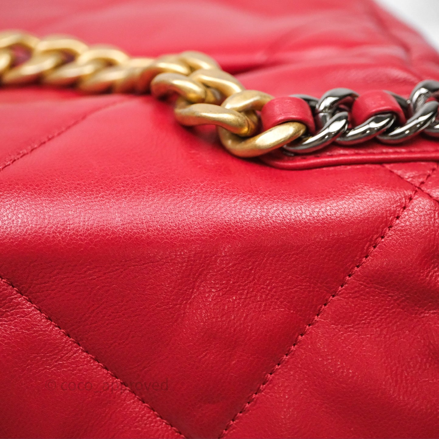 Chanel 19 Small Red Mixed Hardware