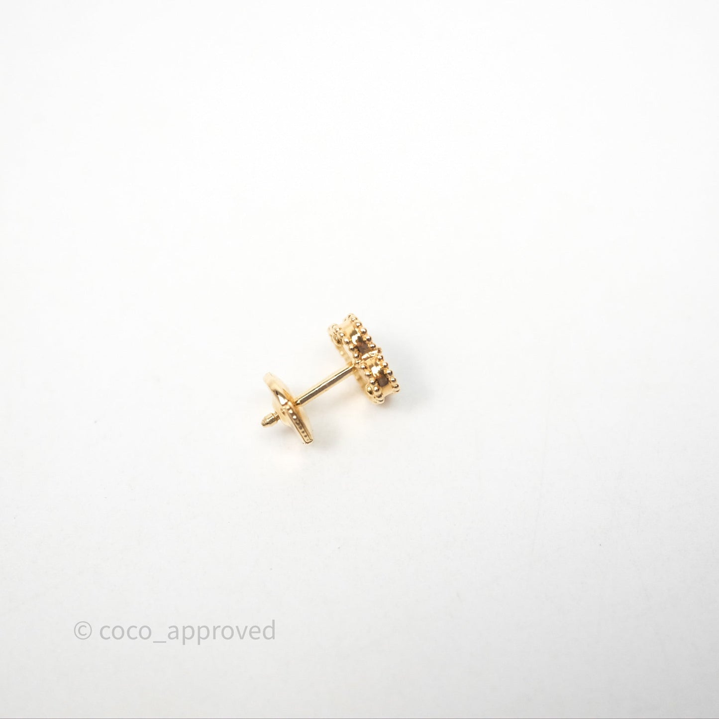 Van Cleef & Arpels Sweet Alhambra Earstuds Earrings Pendant Onyx Yellow Gold
