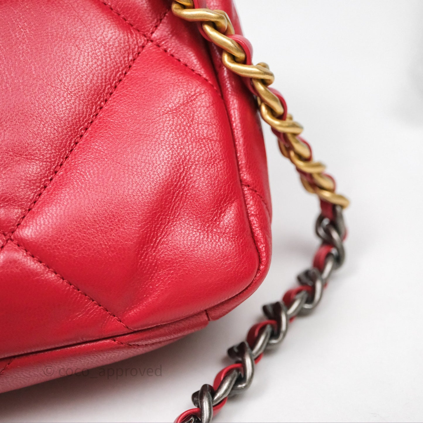 Chanel 19 Small Red Mixed Hardware