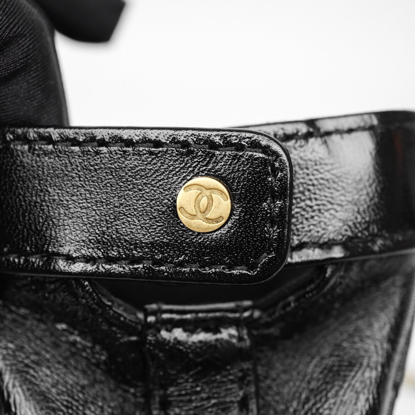 Chanel Mini Cocodoc Doctor Clutch with Chain Black Shiny Lambskin Aged Gold Hardware