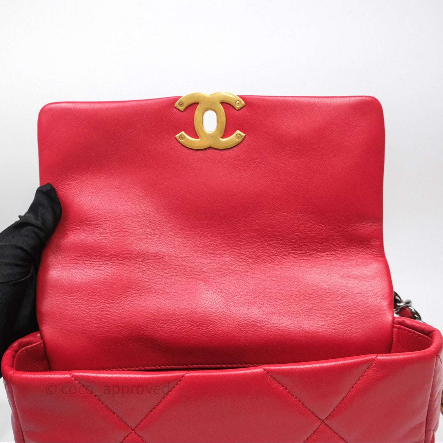 Chanel 19 Small Red Mixed Hardware