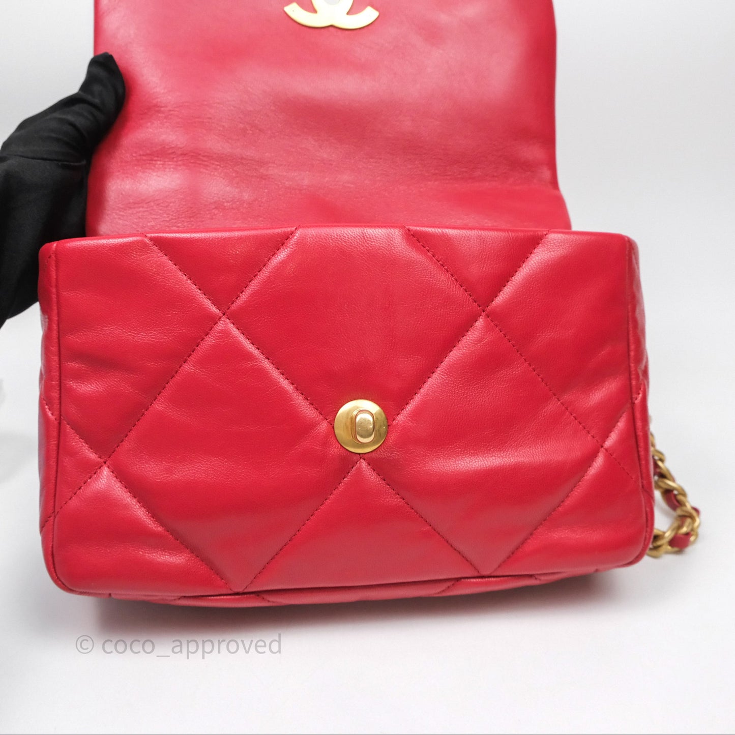 Chanel 19 Small Red Mixed Hardware