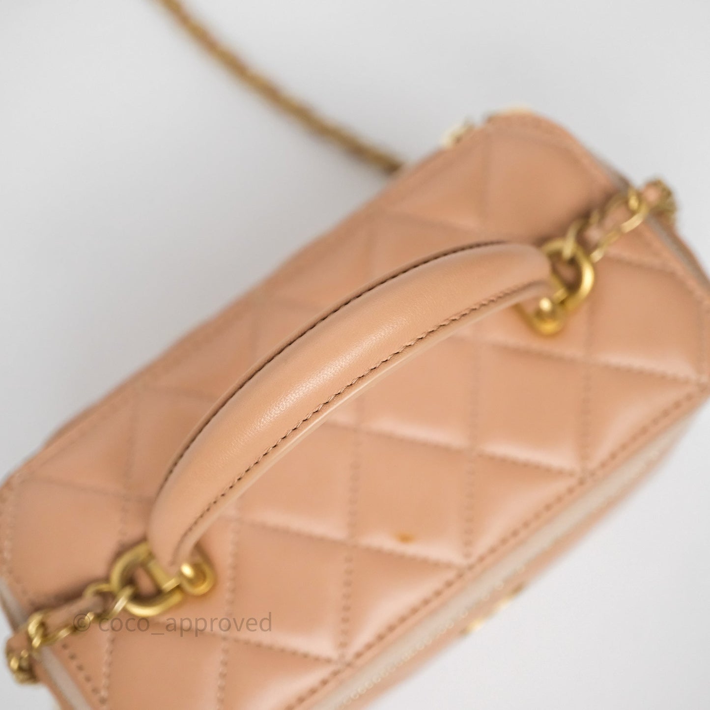 Chanel Vanity Rectangular Top Handle Beige Lambskin Aged Gold Hardware