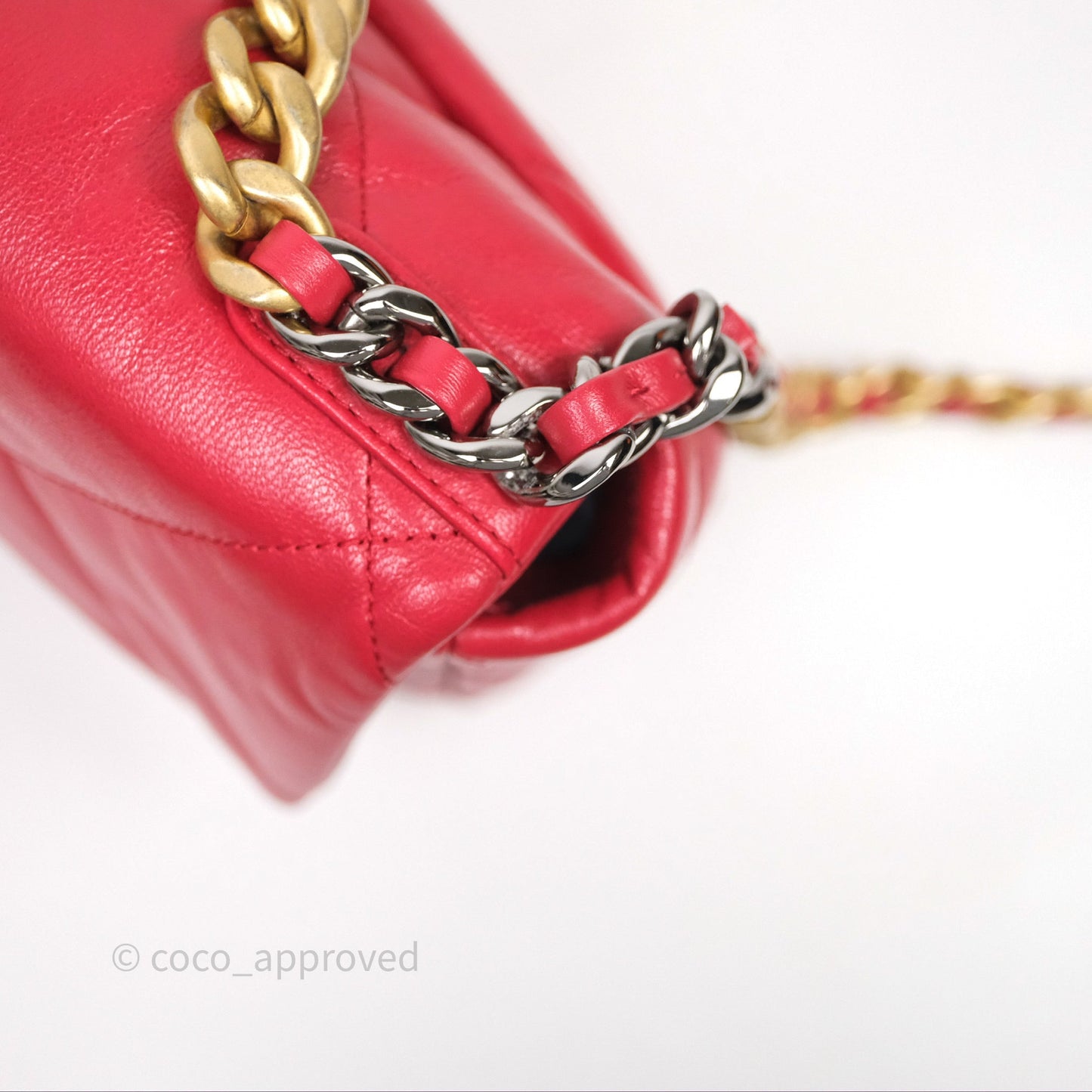 Chanel 19 Small Red Mixed Hardware