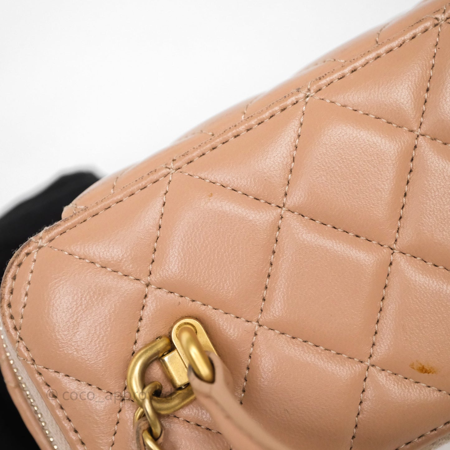 Chanel Vanity Rectangular Top Handle Beige Lambskin Aged Gold Hardware
