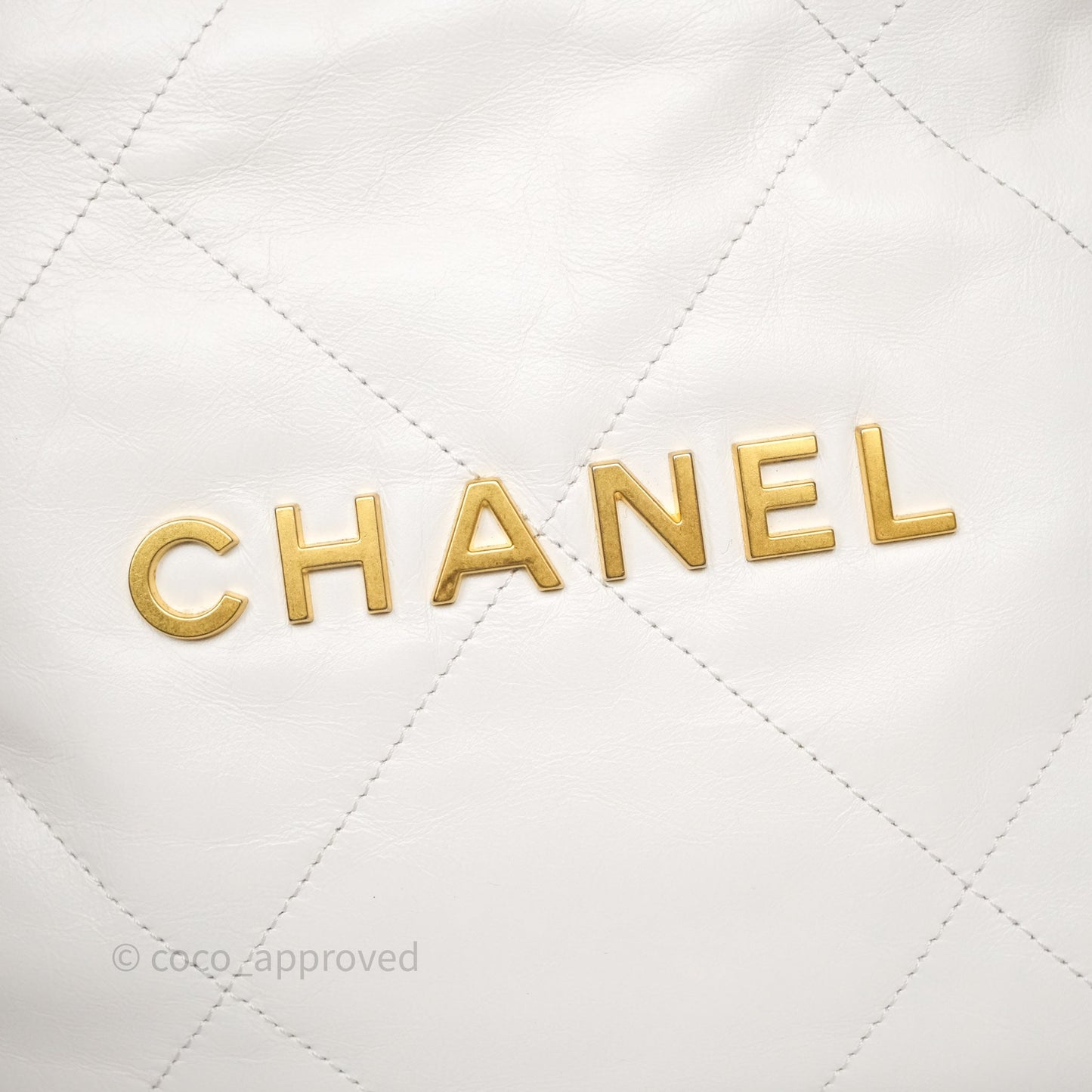 Chanel 22 Small White Shiny Crumpled Calfskin Aged Gold Hardware