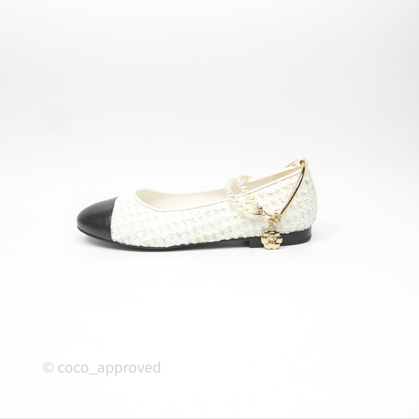 Chanel Ankle Pearl Flat Ballerinas White/ Black Tweed Lambskin Size 35.5