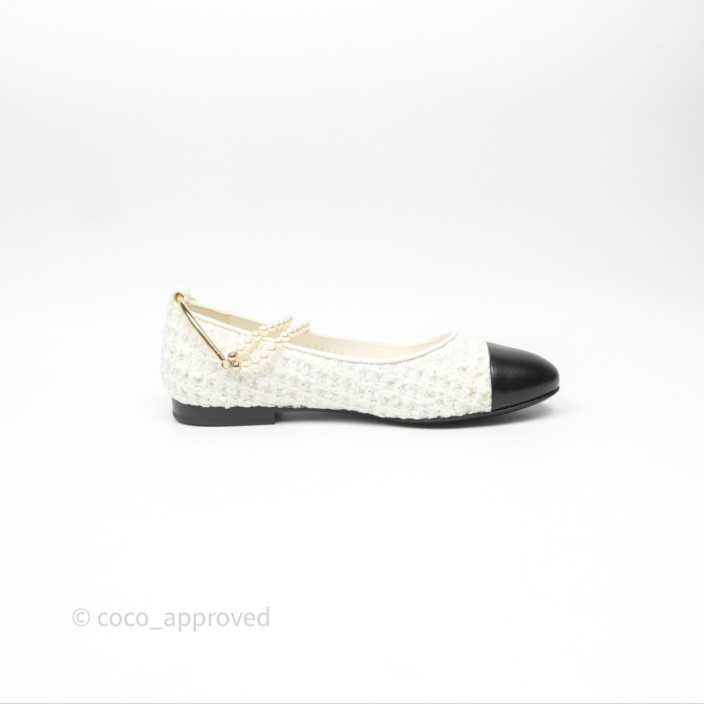 Chanel Ankle Pearl Flat Ballerinas White/ Black Tweed Lambskin Size 35.5