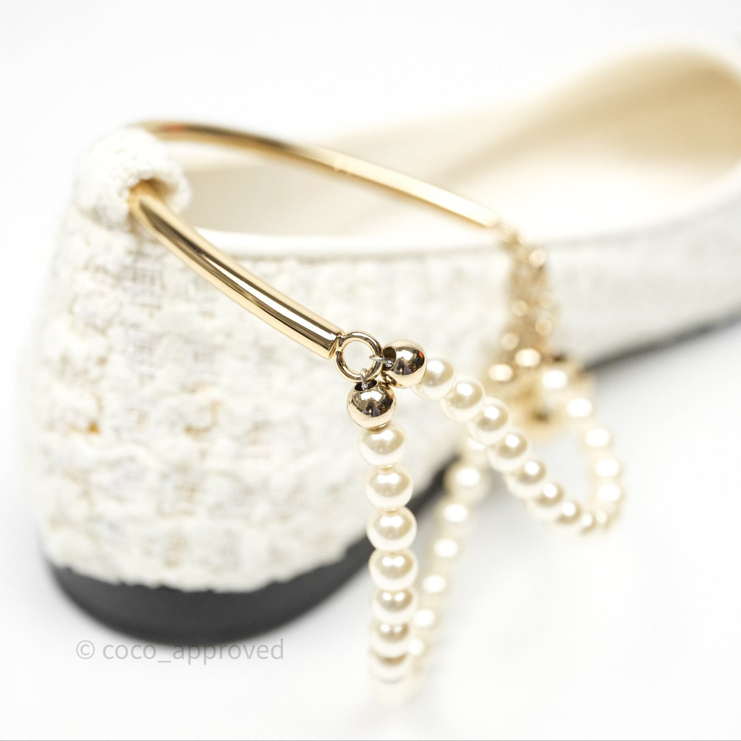 Chanel Ankle Pearl Flat Ballerinas White/ Black Tweed Lambskin Size 35.5