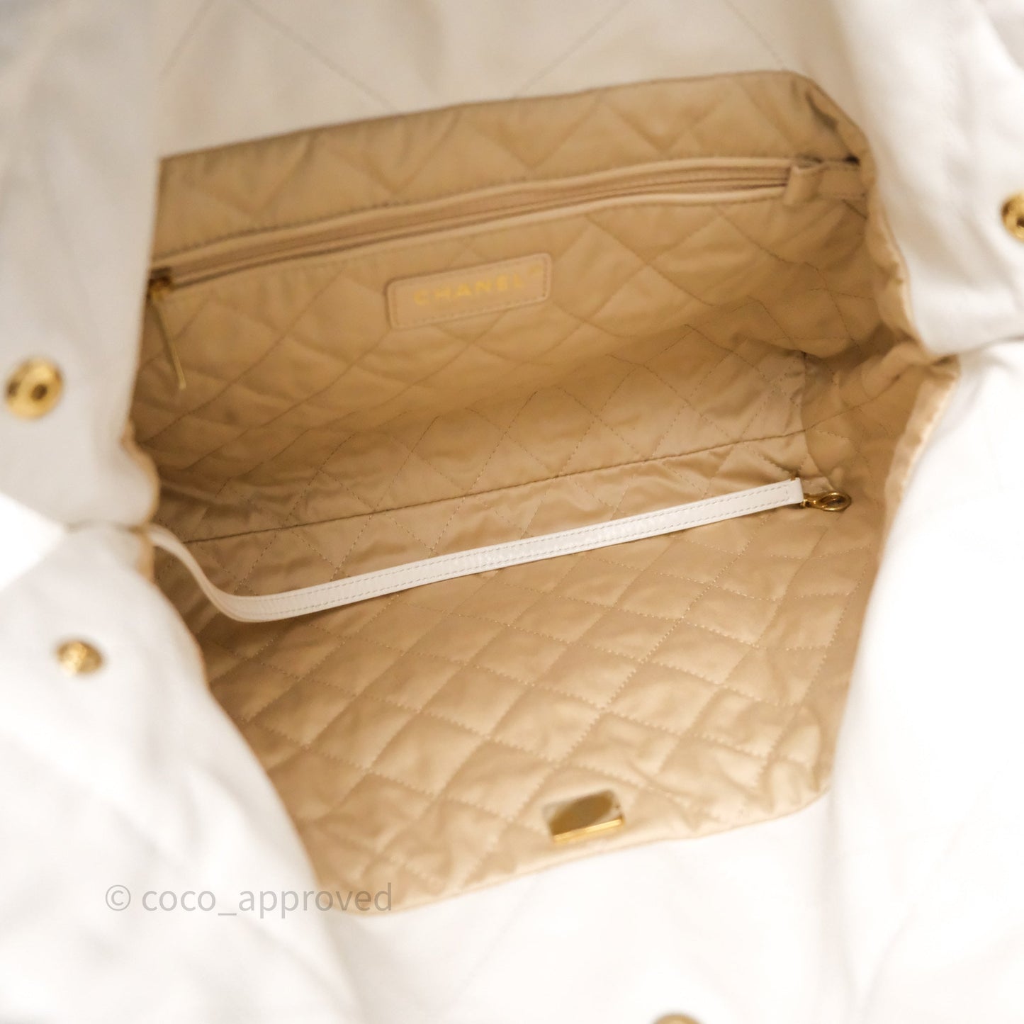 Chanel 22 Small White Shiny Crumpled Calfskin Aged Gold Hardware