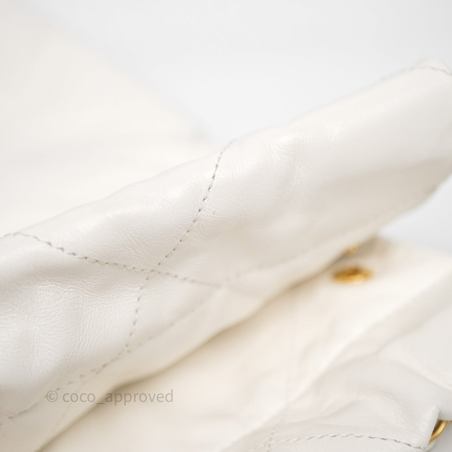 Chanel 22 Small White Shiny Crumpled Calfskin Aged Gold Hardware