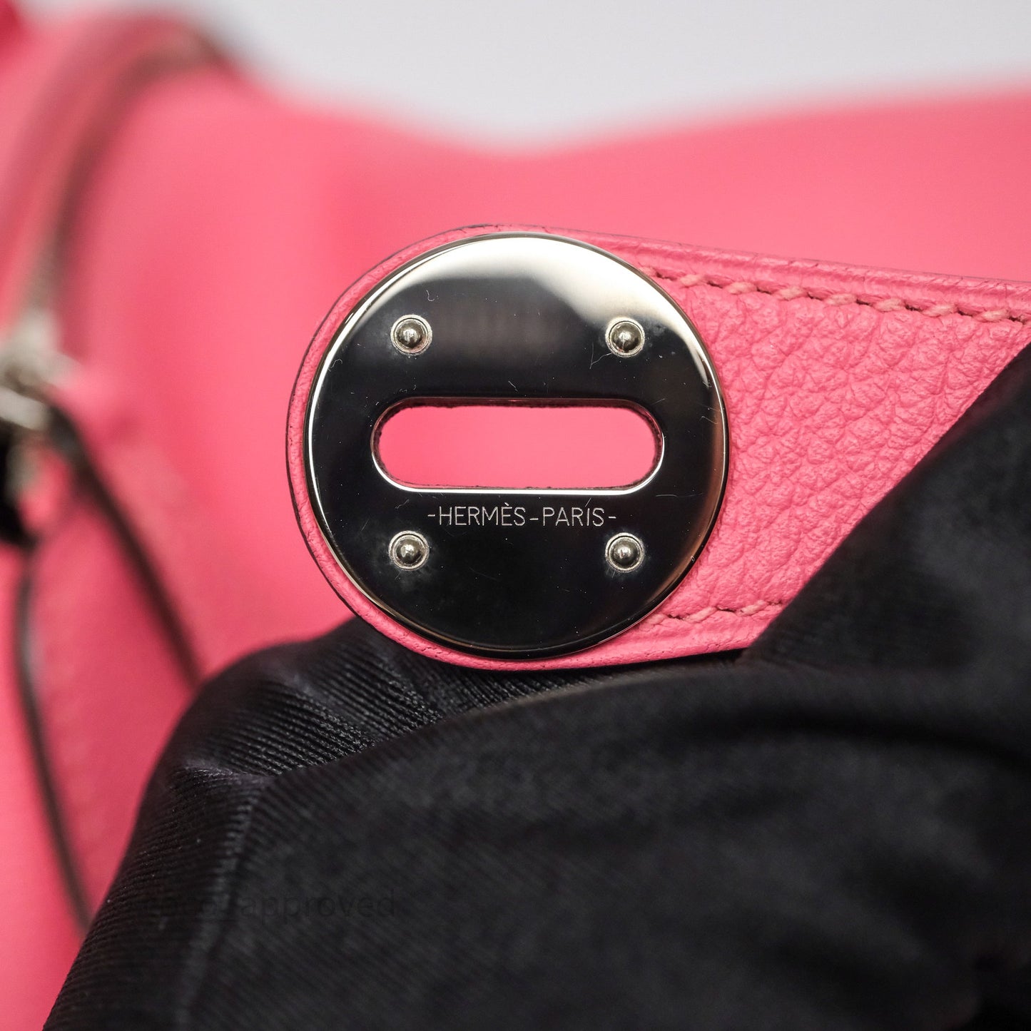 Hermès Lindy 26 Rose Azalée 8W Evercolor Palladium Hardware