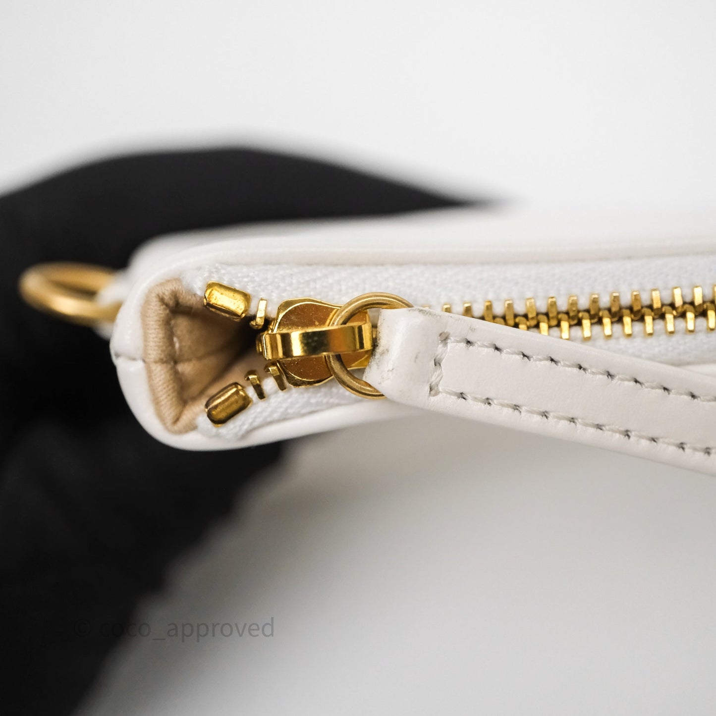 Chanel 22 Small White Shiny Crumpled Calfskin Aged Gold Hardware