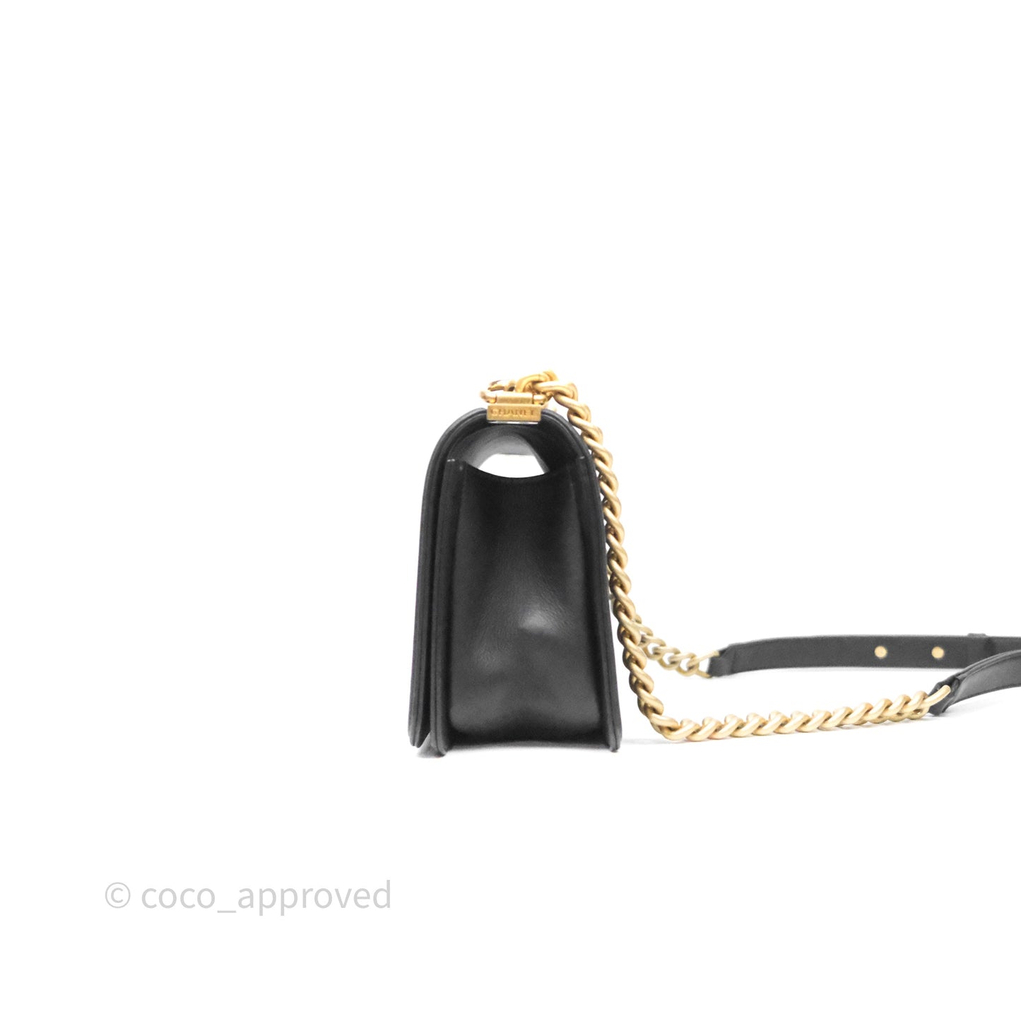 Chanel Medium Boy Quilted Black Calfskin Aged Gold Hardware