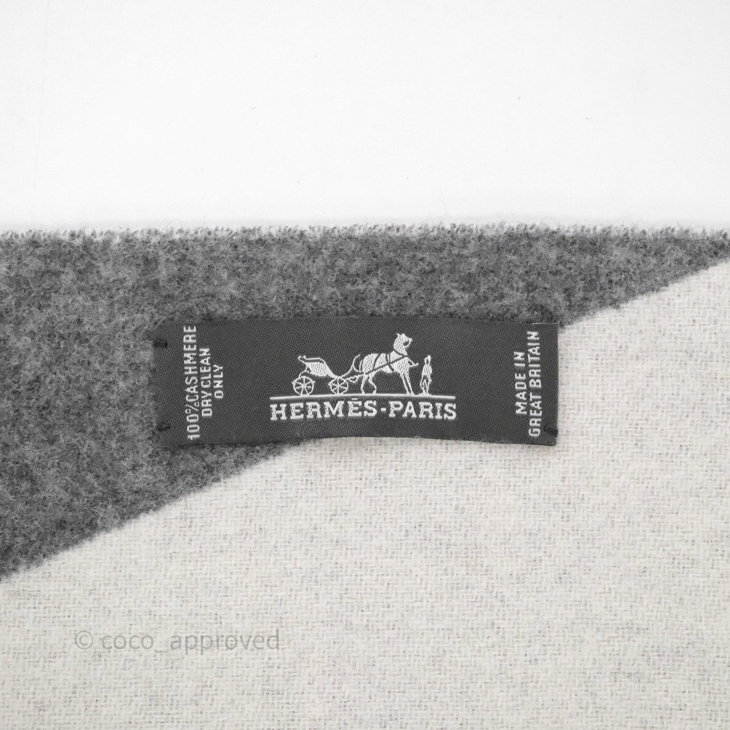 Hermès Casaque Optique Scarf 140 Grey