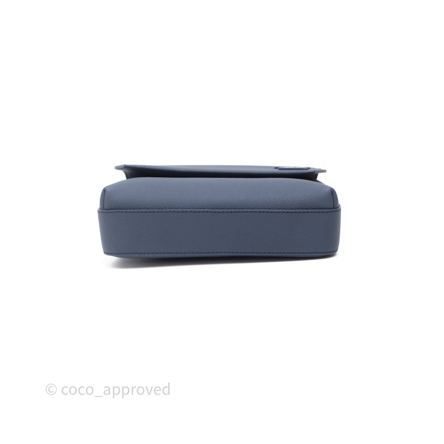 Louis Vuitton Fastline Messenger Blue