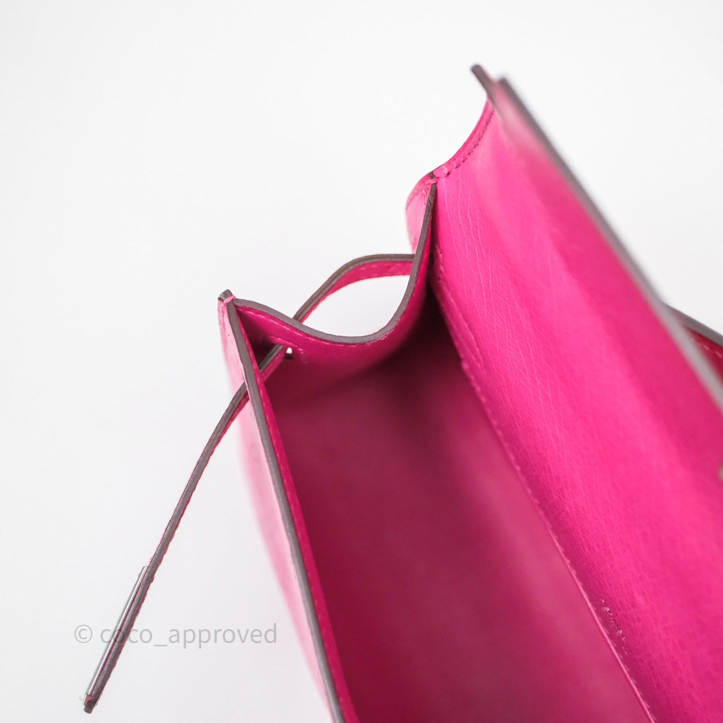 Hermès Kelly Pochette Clutch Rose Tyrien Ostrich Palladium Hardware