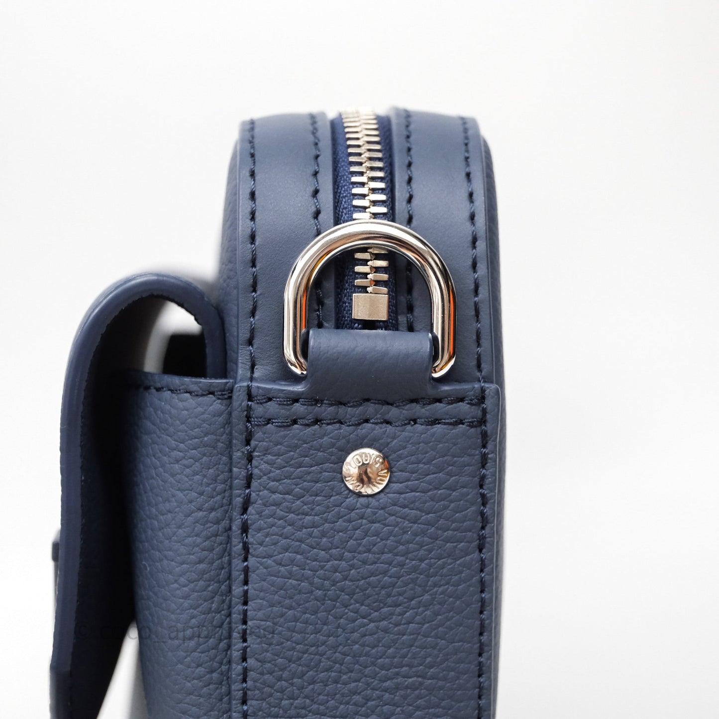 Louis Vuitton Fastline Messenger Blue