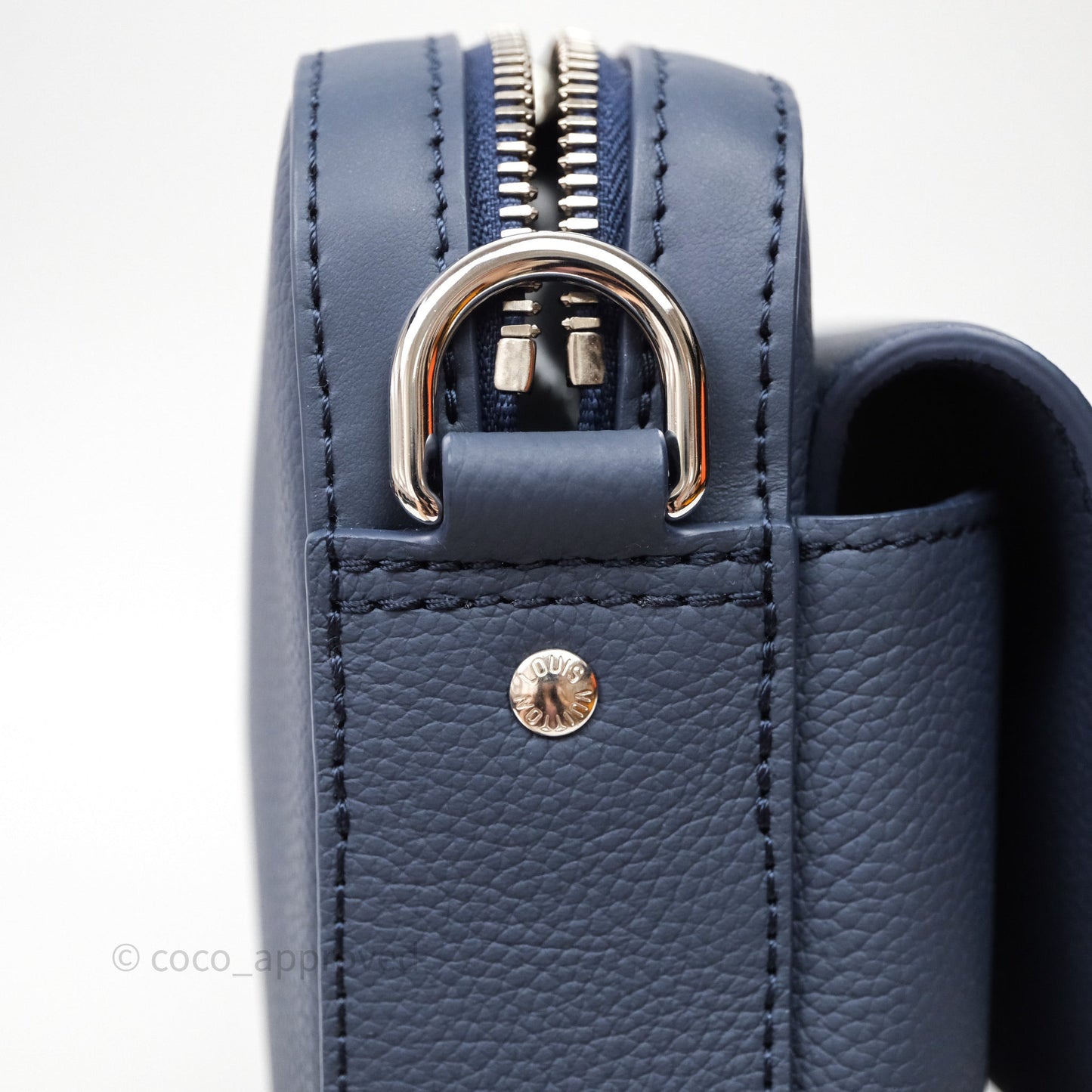 Louis Vuitton Fastline Messenger Blue