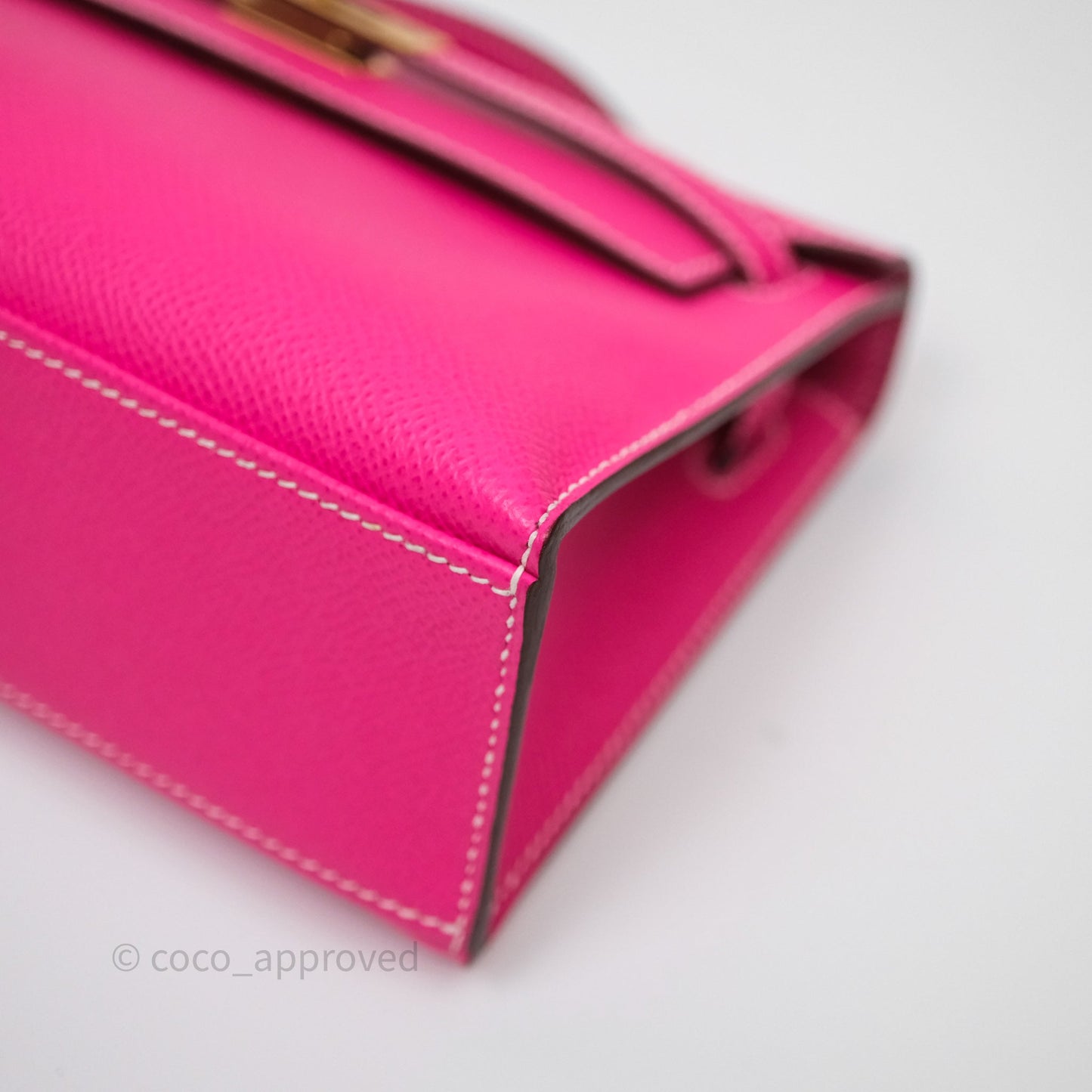 Hermès Kelly Pochette Clutch Rose Tyrien Epsom Gold Hardware