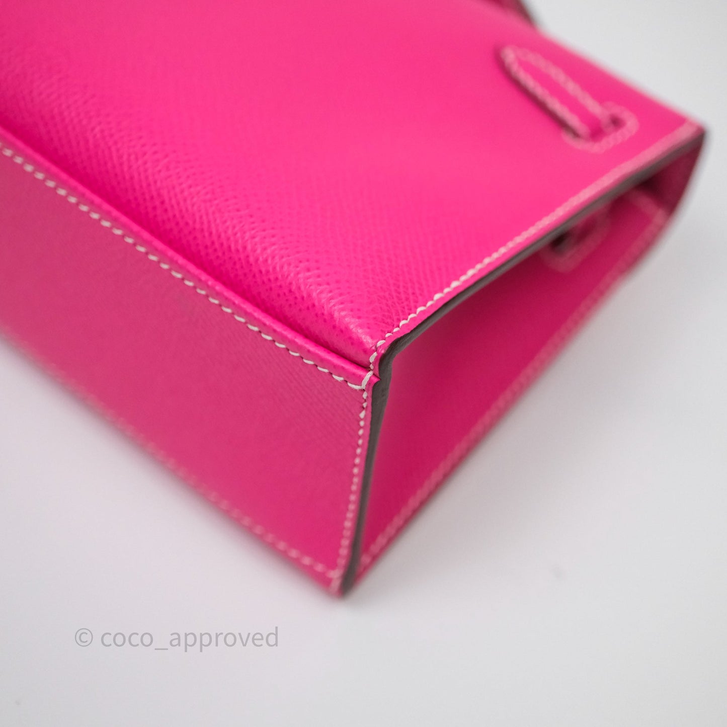 Hermès Kelly Pochette Clutch Rose Tyrien Epsom Gold Hardware