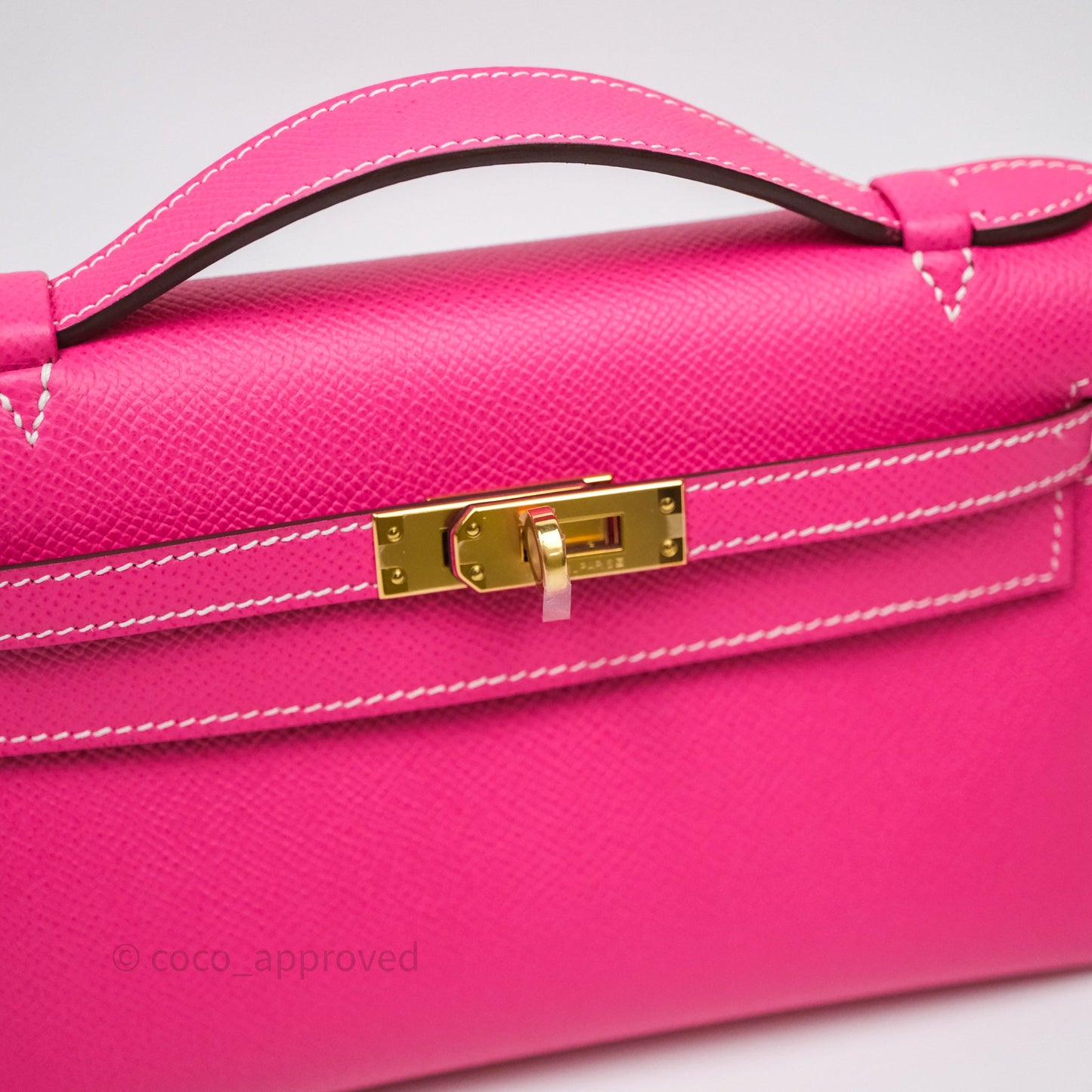 Hermès Kelly Pochette Clutch Rose Tyrien Epsom Gold Hardware
