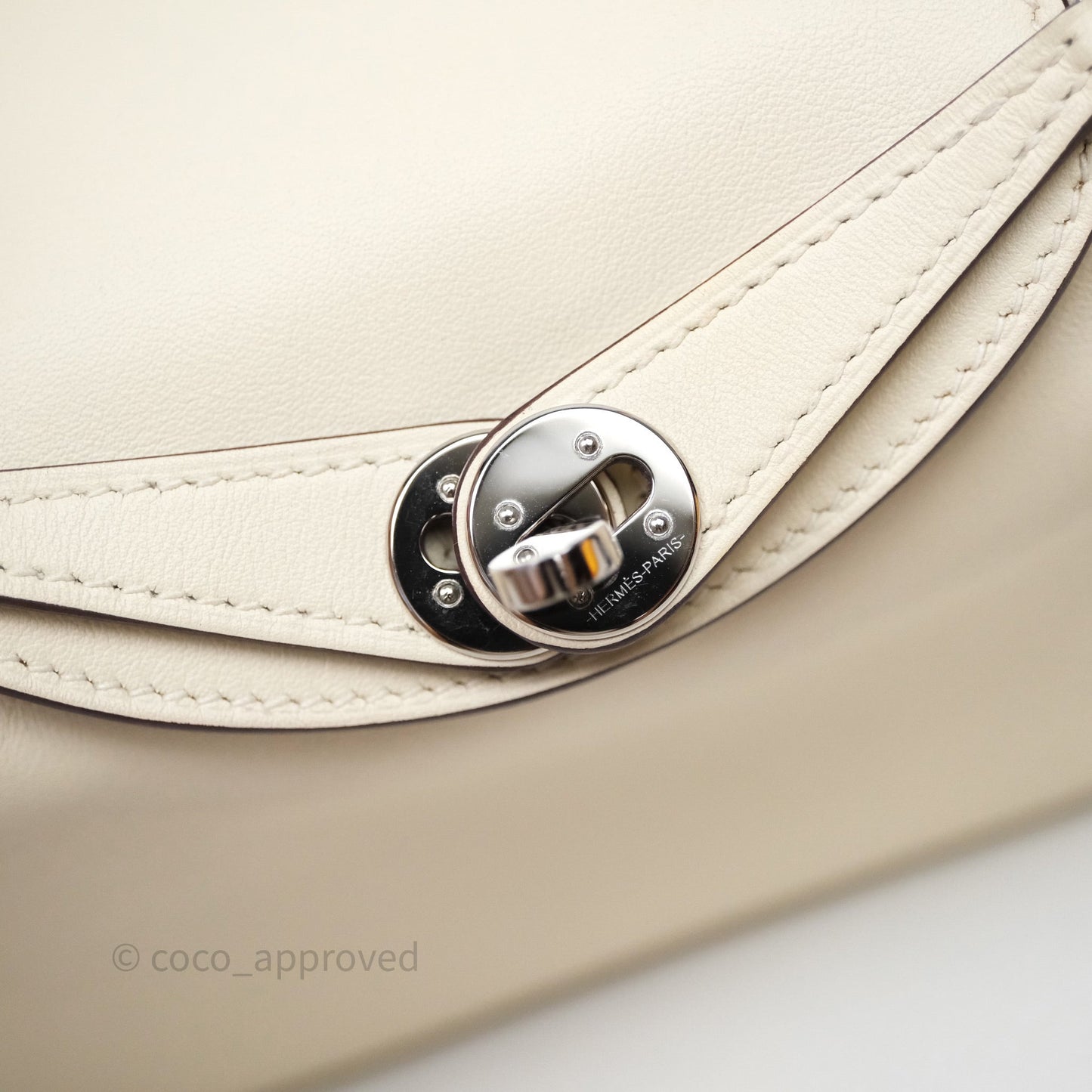 Hermes Mini Lindy Veau Swift Nata I2/ Sesame 2S Palladium Hardware