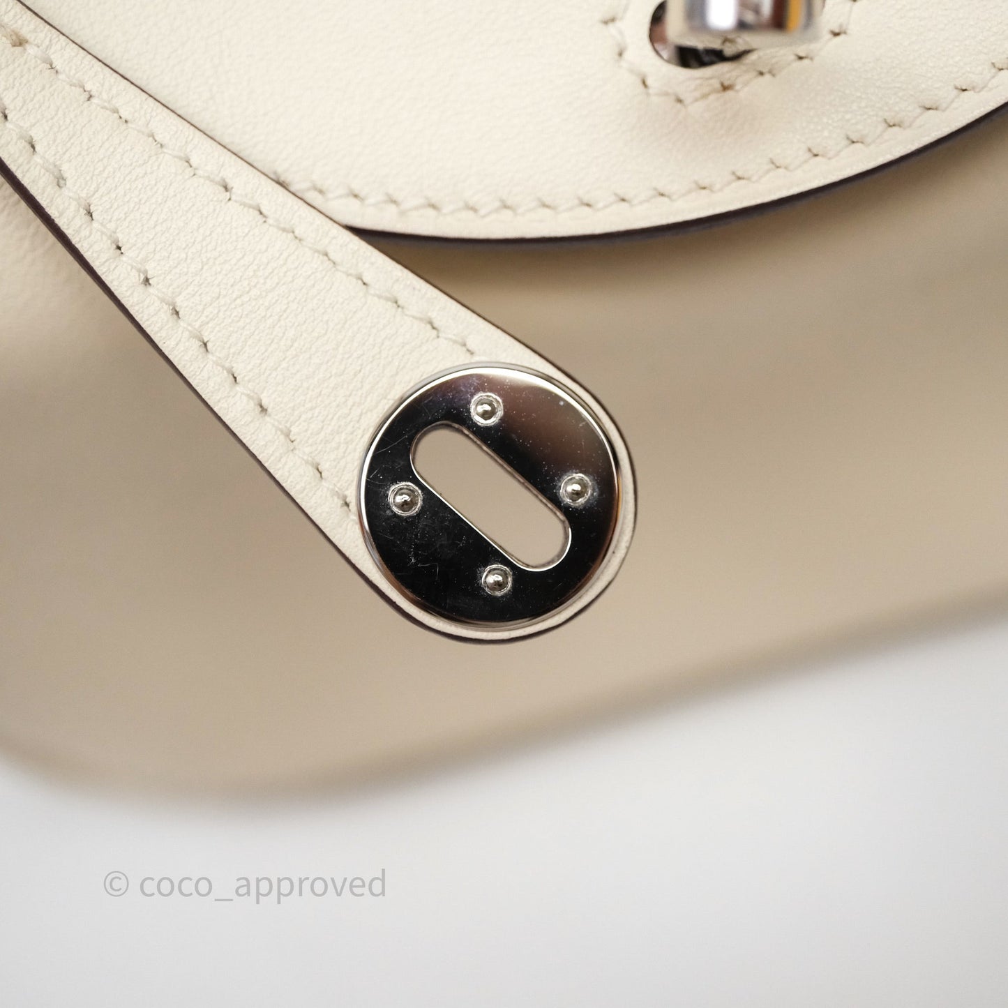 Hermes Mini Lindy Veau Swift Nata I2/ Sesame 2S Palladium Hardware