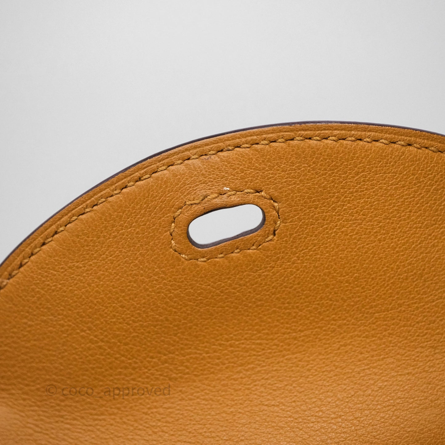 Hermes Mini Lindy Veau Swift Nata I2/ Sesame 2S Palladium Hardware