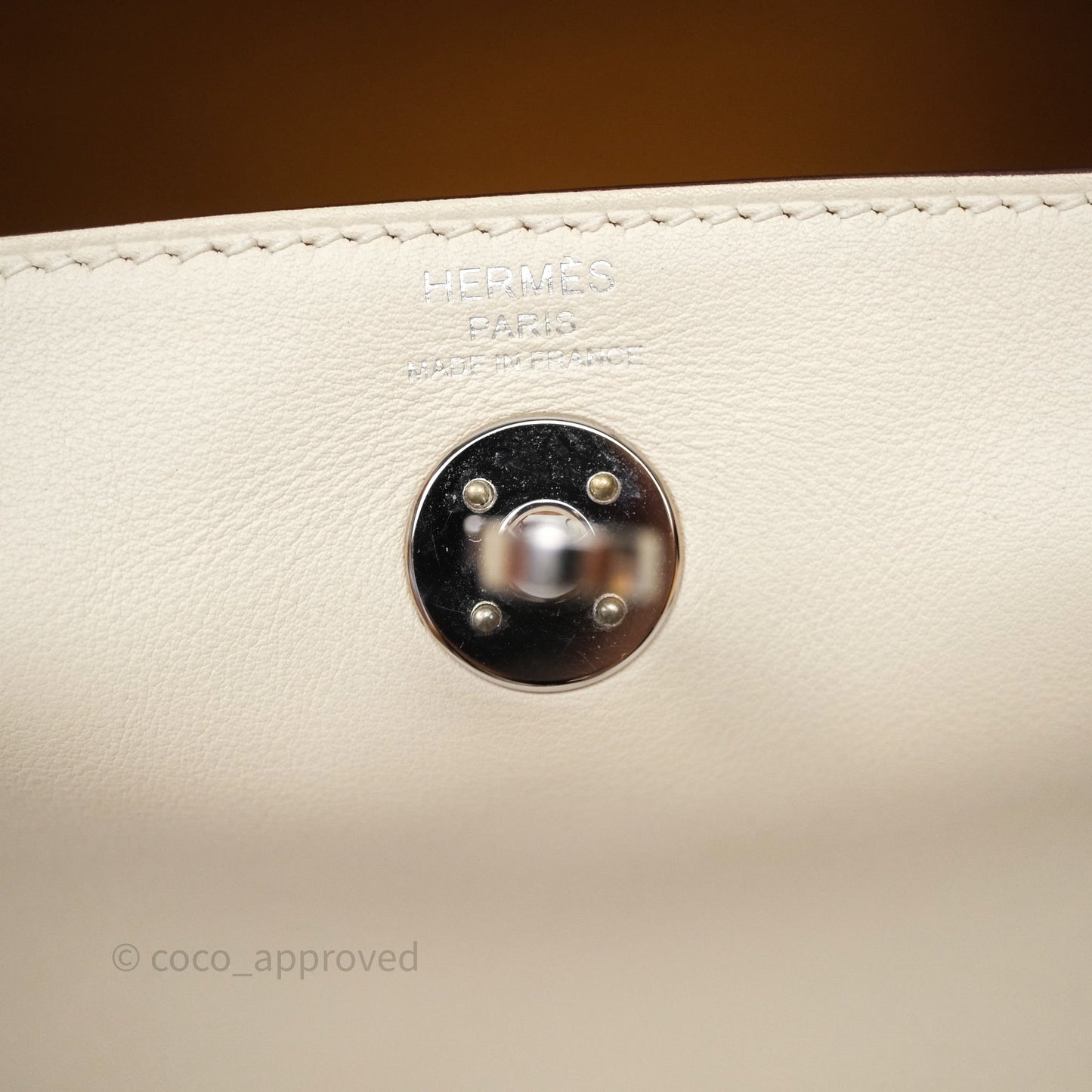 Hermes Mini Lindy Veau Swift Nata I2/ Sesame 2S Palladium Hardware