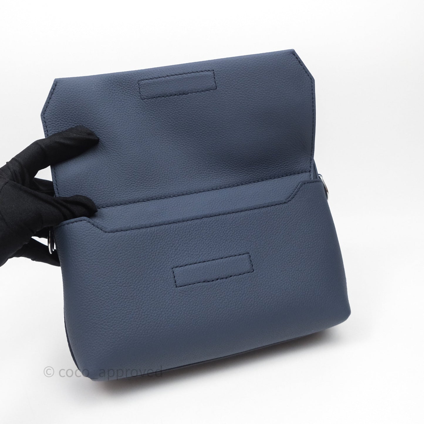 Louis Vuitton Fastline Messenger Blue