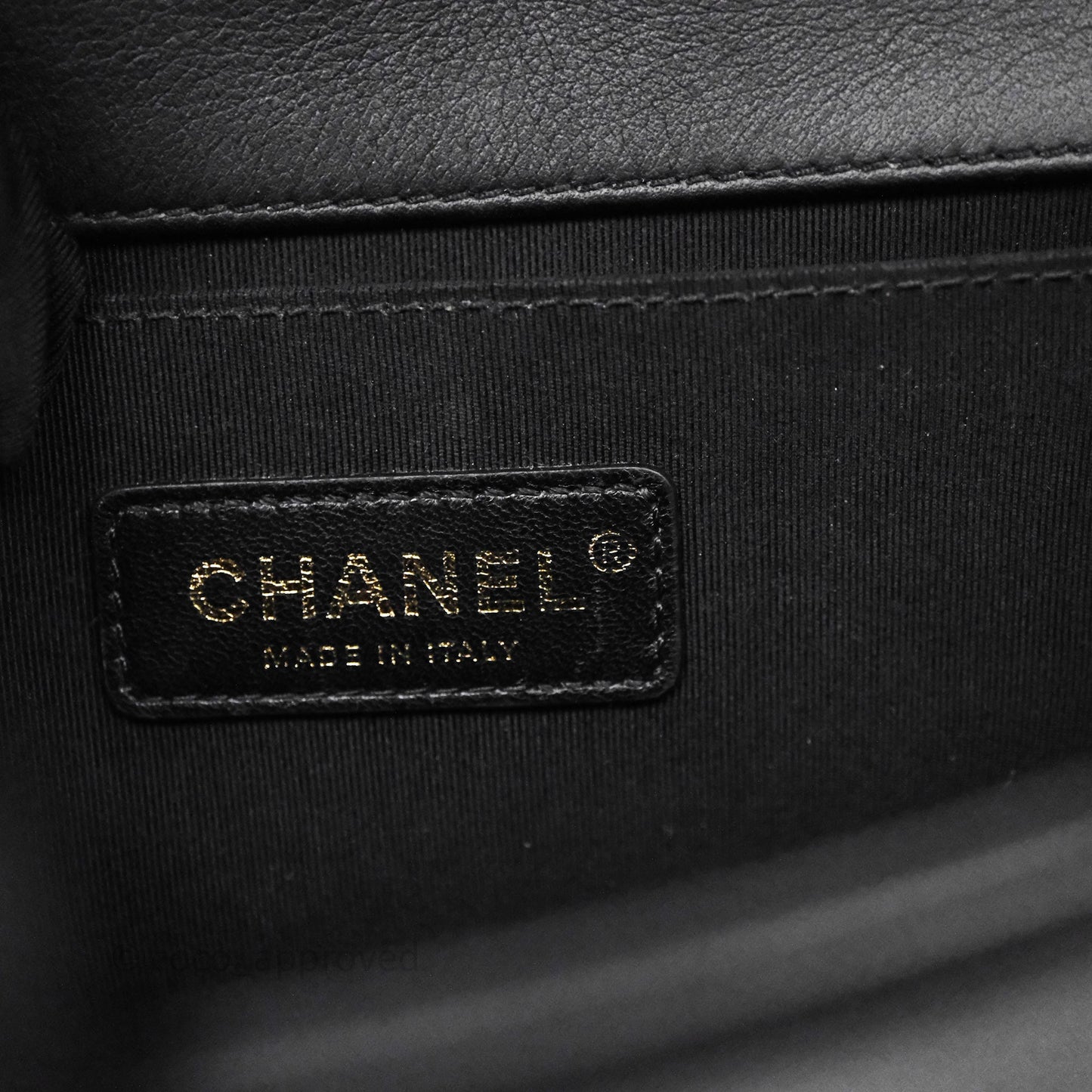 Chanel Medium Boy Quilted Black Calfskin Aged Gold Hardware
