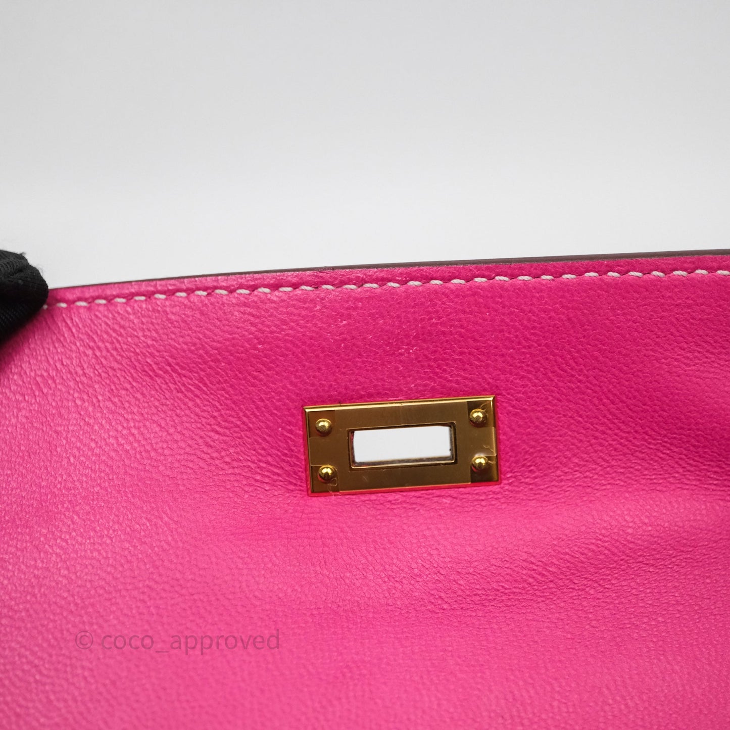Hermès Kelly Pochette Clutch Rose Tyrien Epsom Gold Hardware