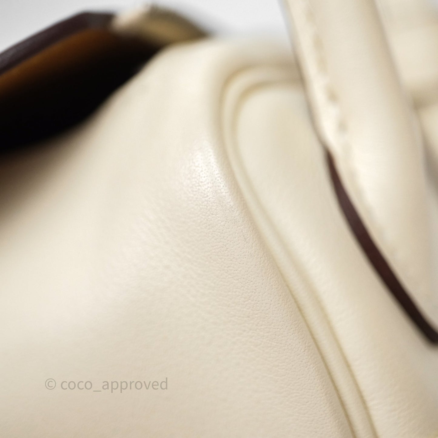 Hermes Mini Lindy Veau Swift Nata I2/ Sesame 2S Palladium Hardware