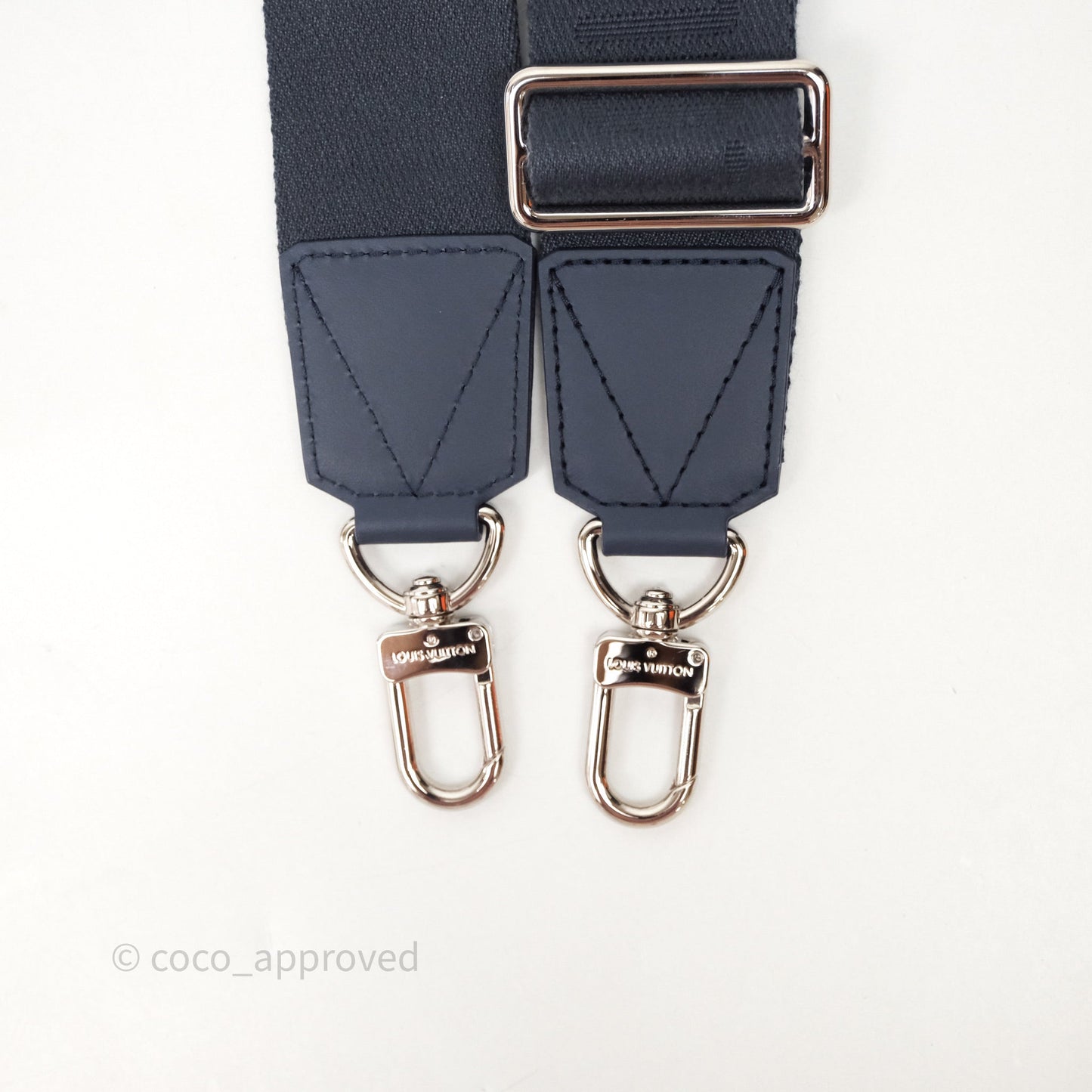 Louis Vuitton Fastline Messenger Blue