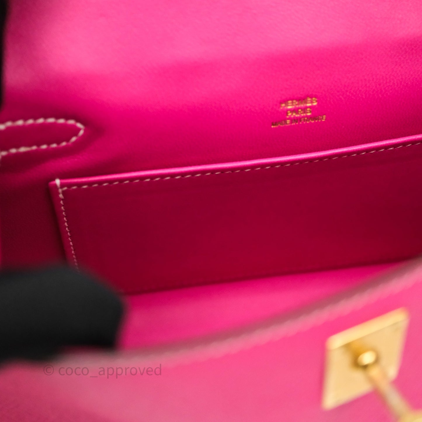 Hermès Kelly Pochette Clutch Rose Tyrien Epsom Gold Hardware