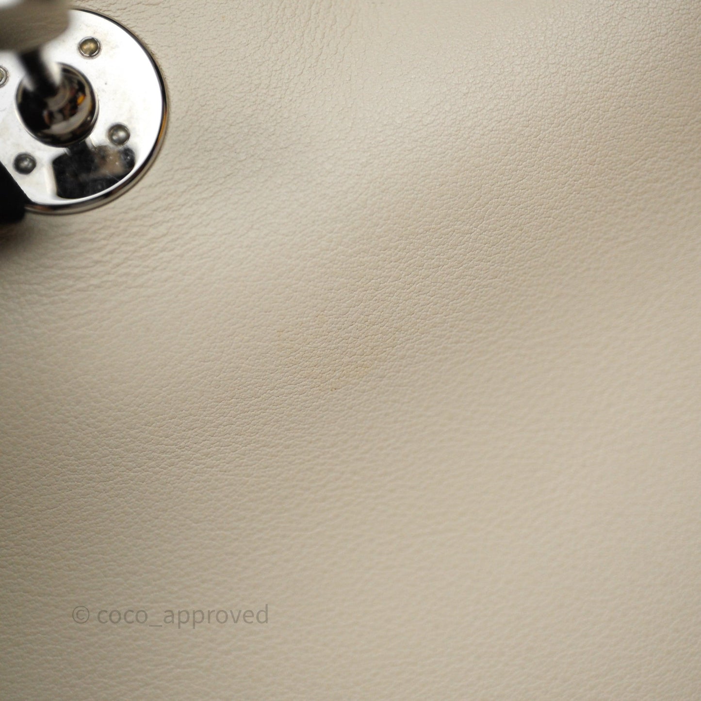 Hermes Mini Lindy Veau Swift Nata I2/ Sesame 2S Palladium Hardware