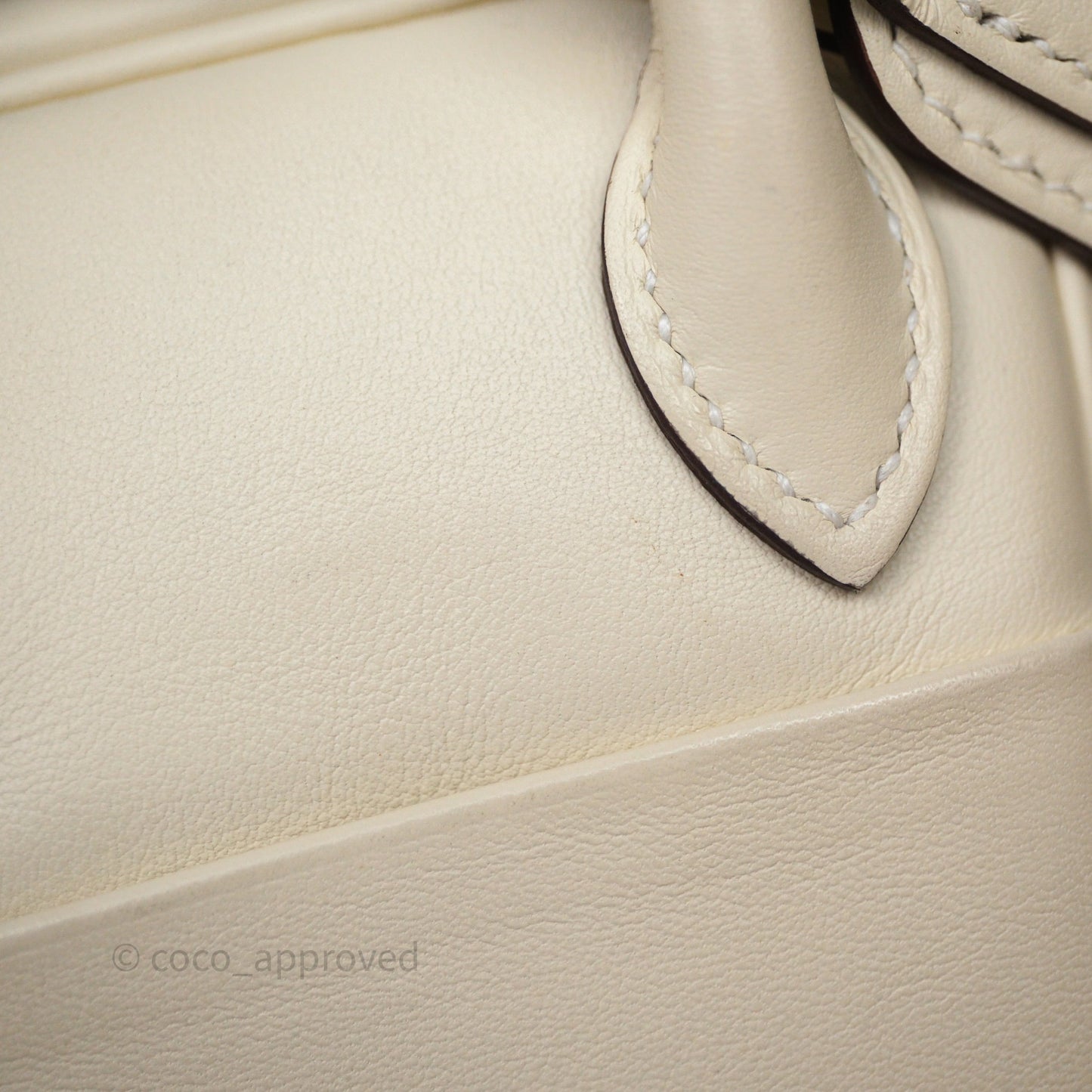 Hermes Mini Lindy Veau Swift Nata I2/ Sesame 2S Palladium Hardware