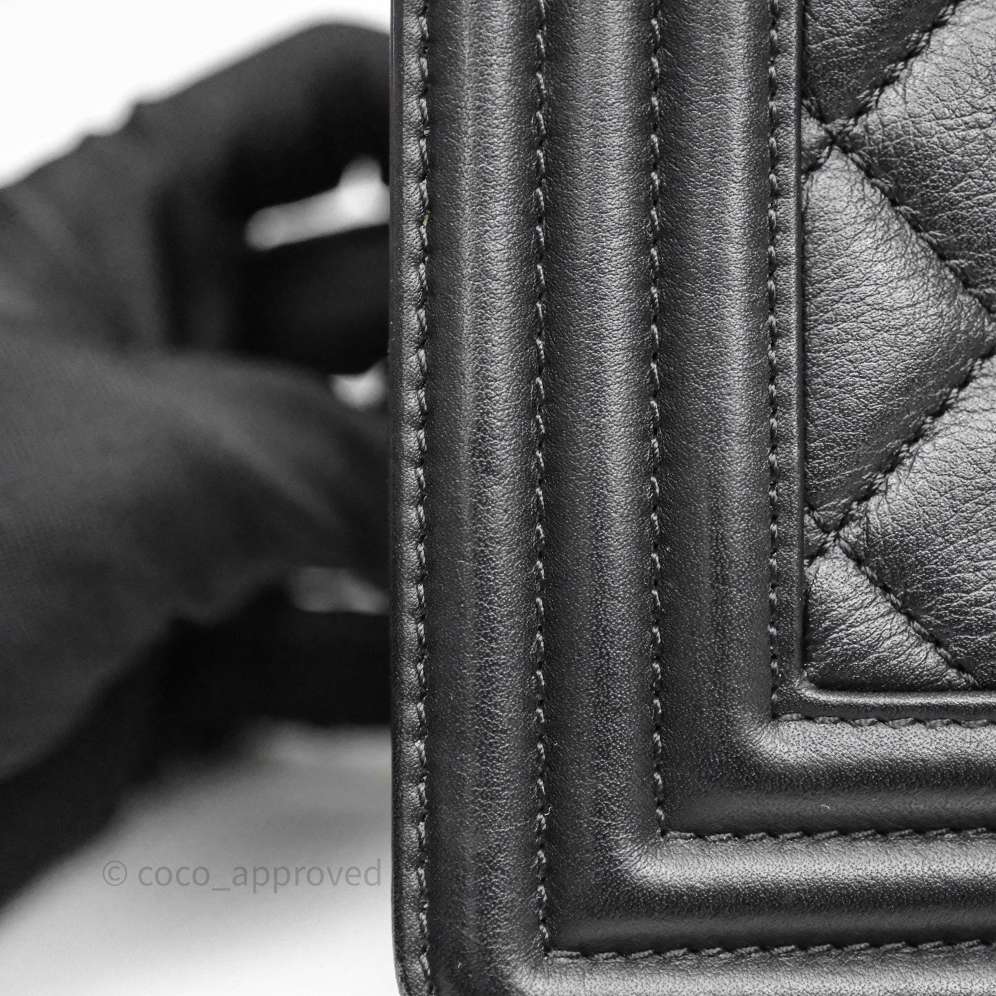 Chanel Medium Boy Quilted Black Calfskin Aged Gold Hardware