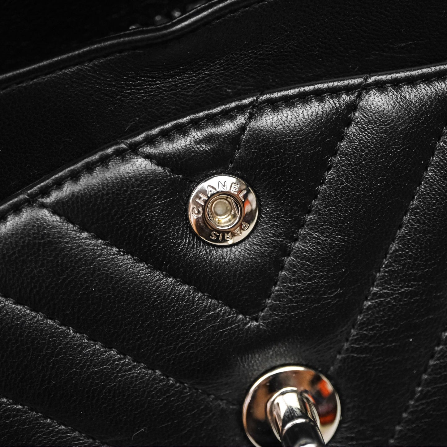 Chanel Small Flap Chevron Black lambskin Silver Hardware