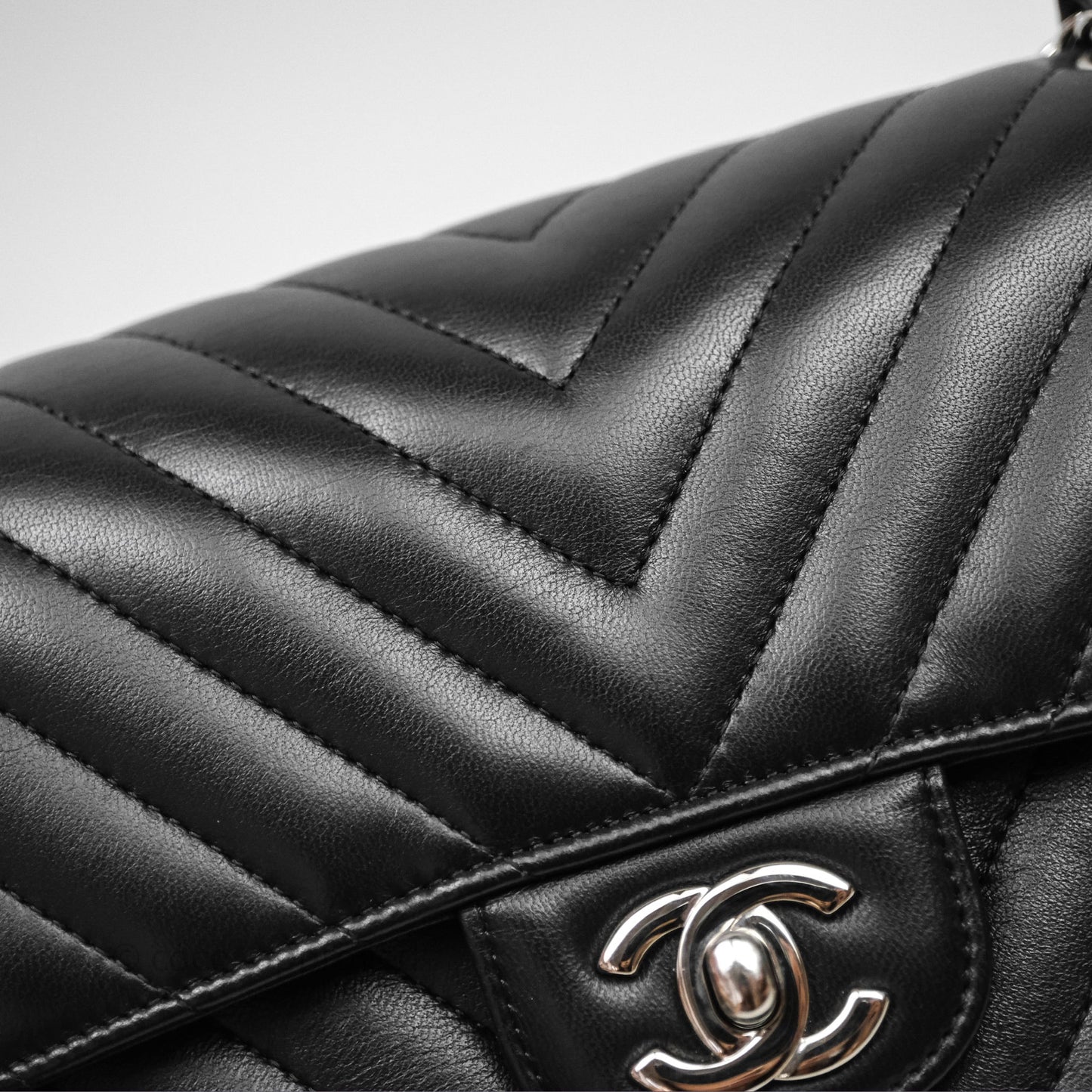 Chanel Small Flap Chevron Black lambskin Silver Hardware