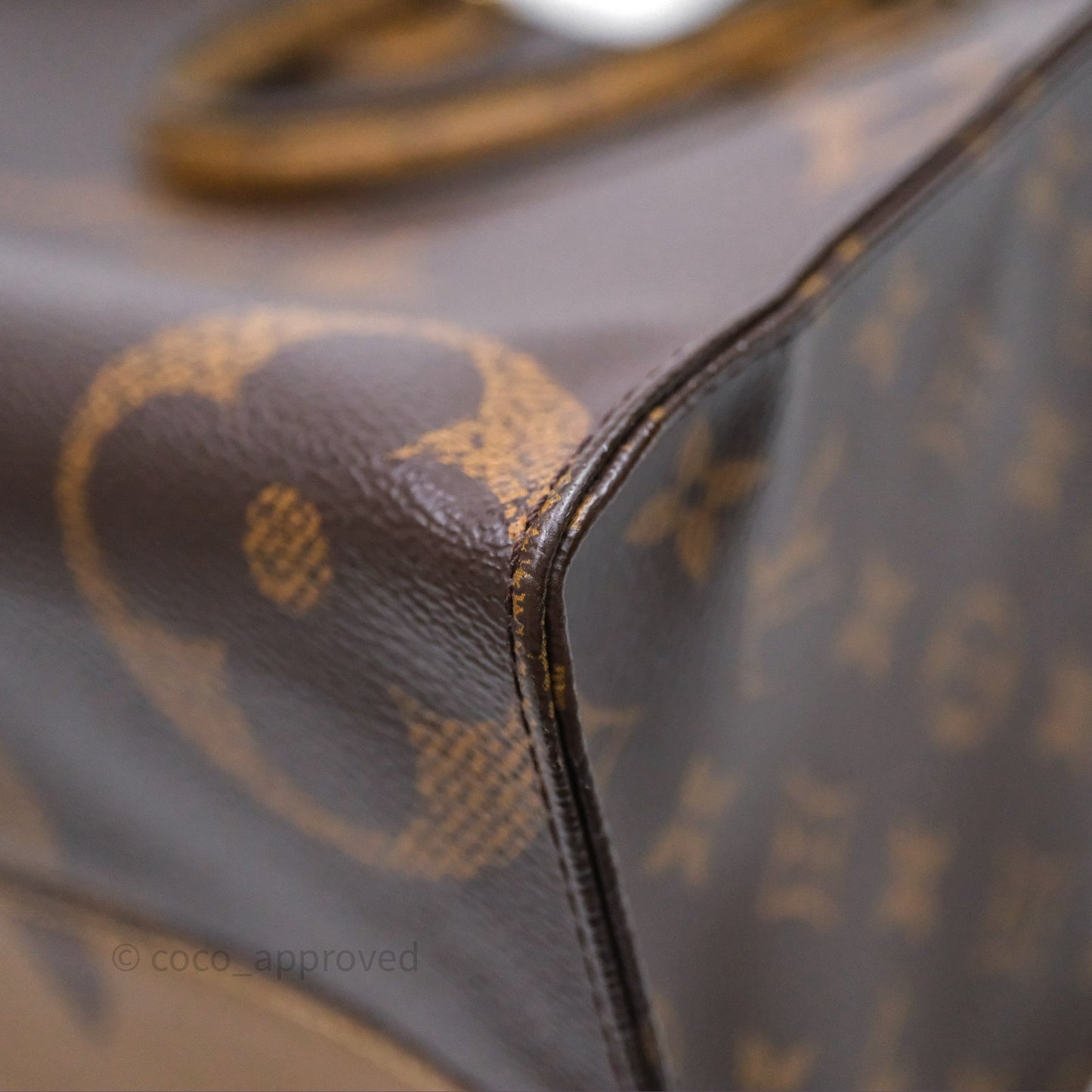 Louis Vuitton OnTheGo MM Reverse Monogram