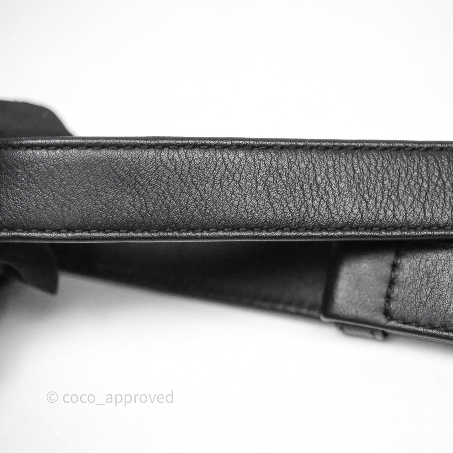 Chanel Medium Boy Quilted Black Calfskin Aged Gold Hardware