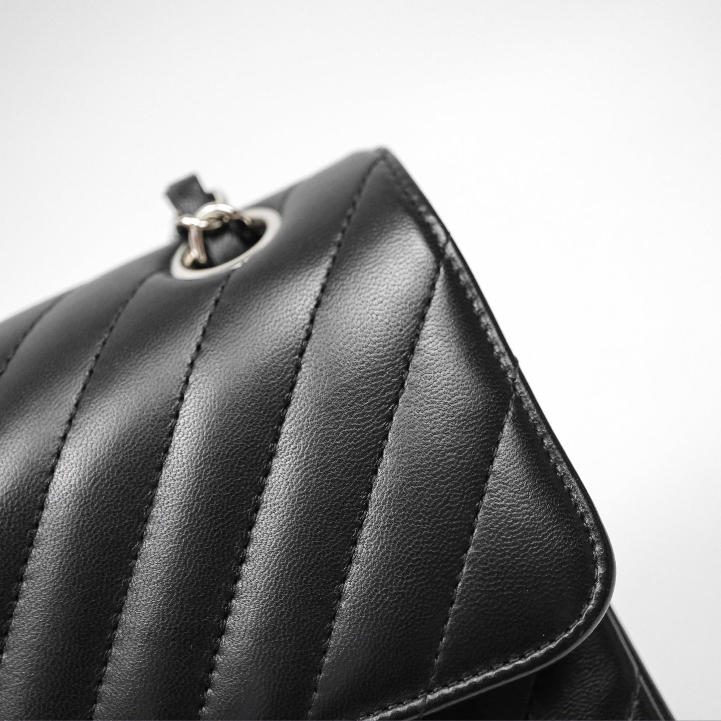 Chanel Small Flap Chevron Black lambskin Silver Hardware