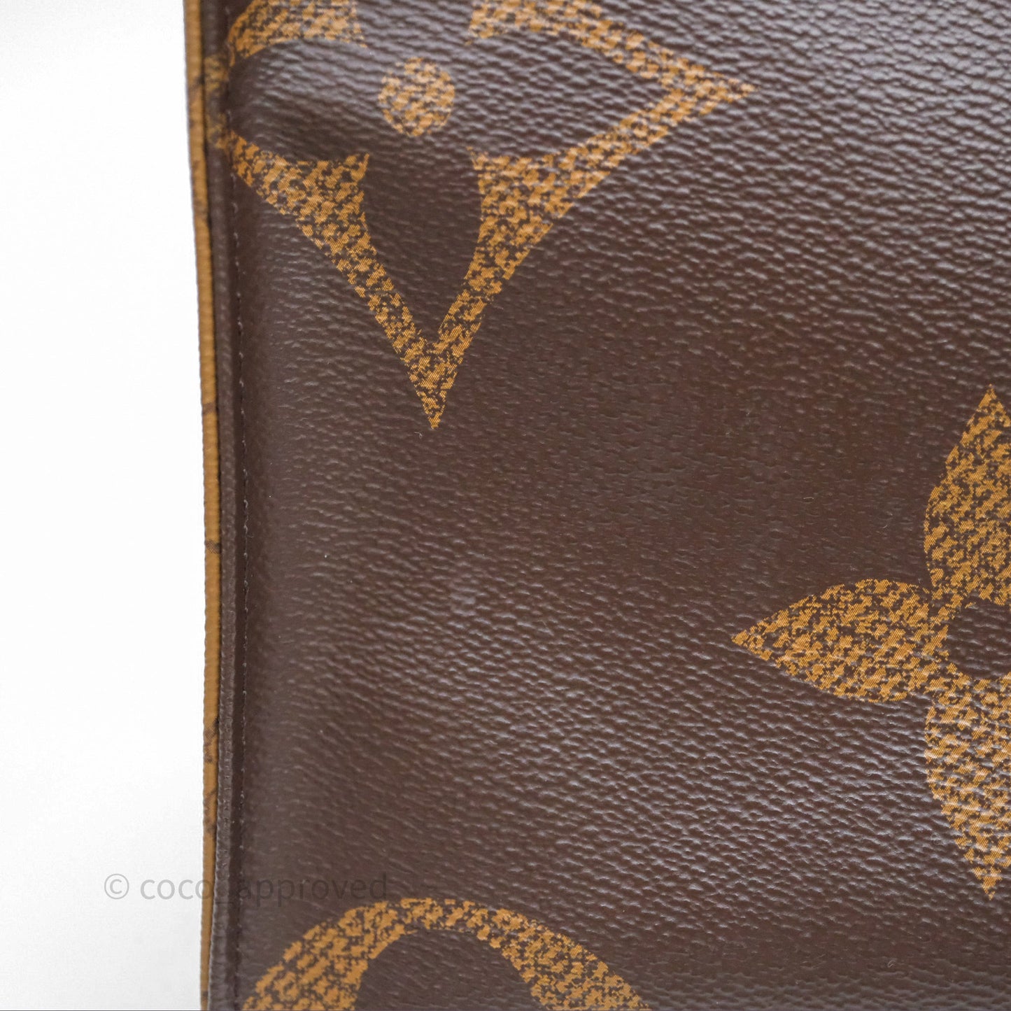 Louis Vuitton OnTheGo MM Reverse Monogram