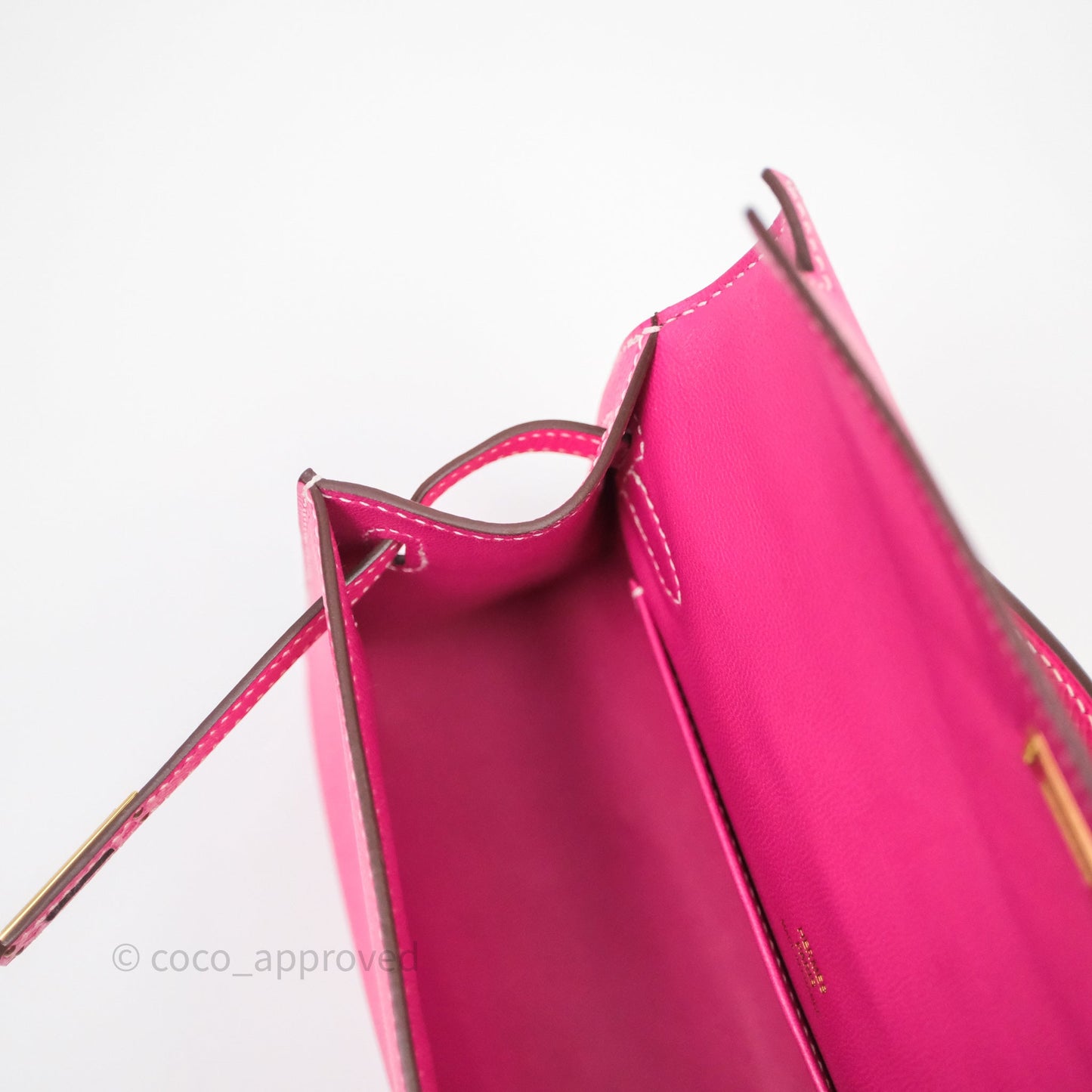 Hermès Kelly Pochette Clutch Rose Tyrien Epsom Gold Hardware