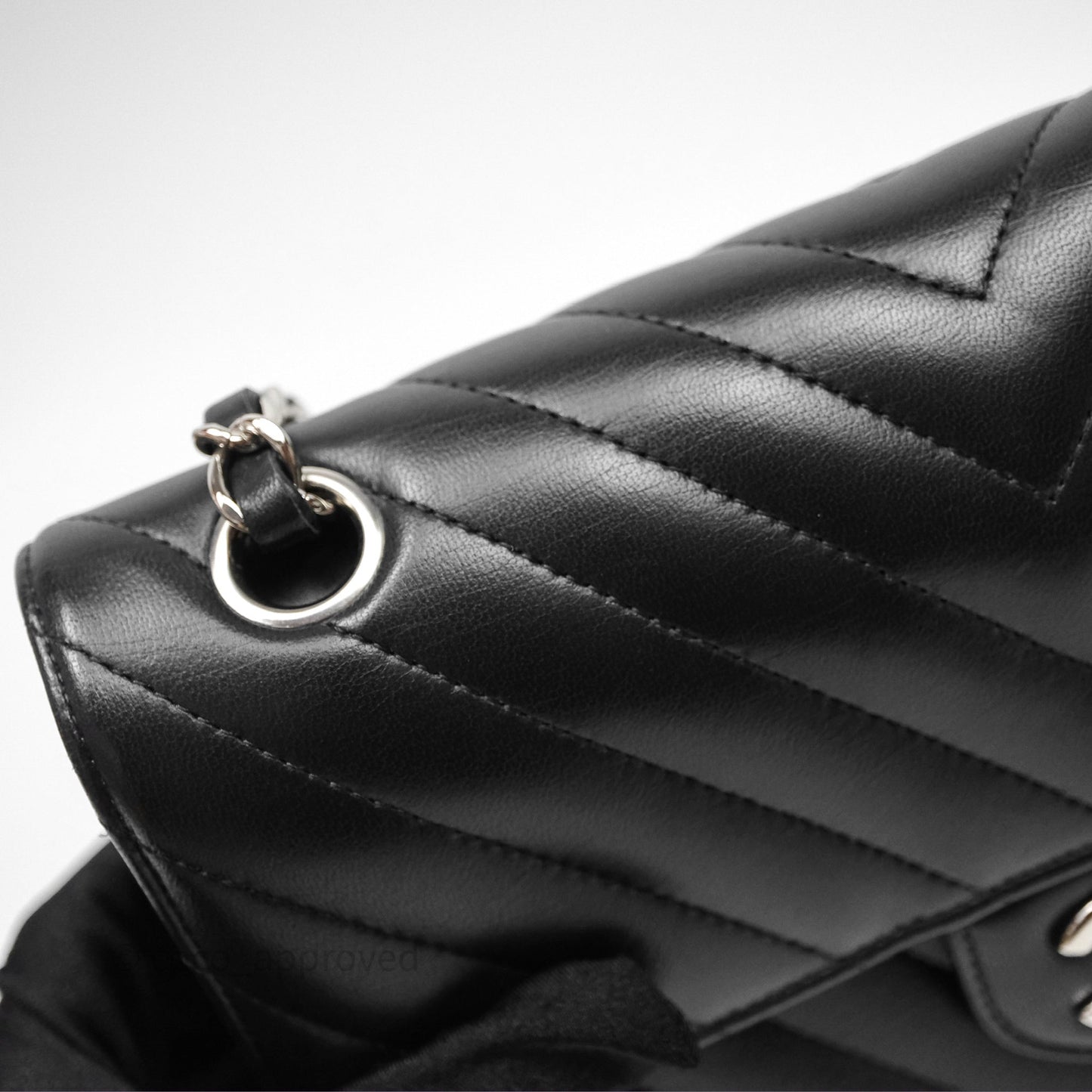 Chanel Small Flap Chevron Black lambskin Silver Hardware