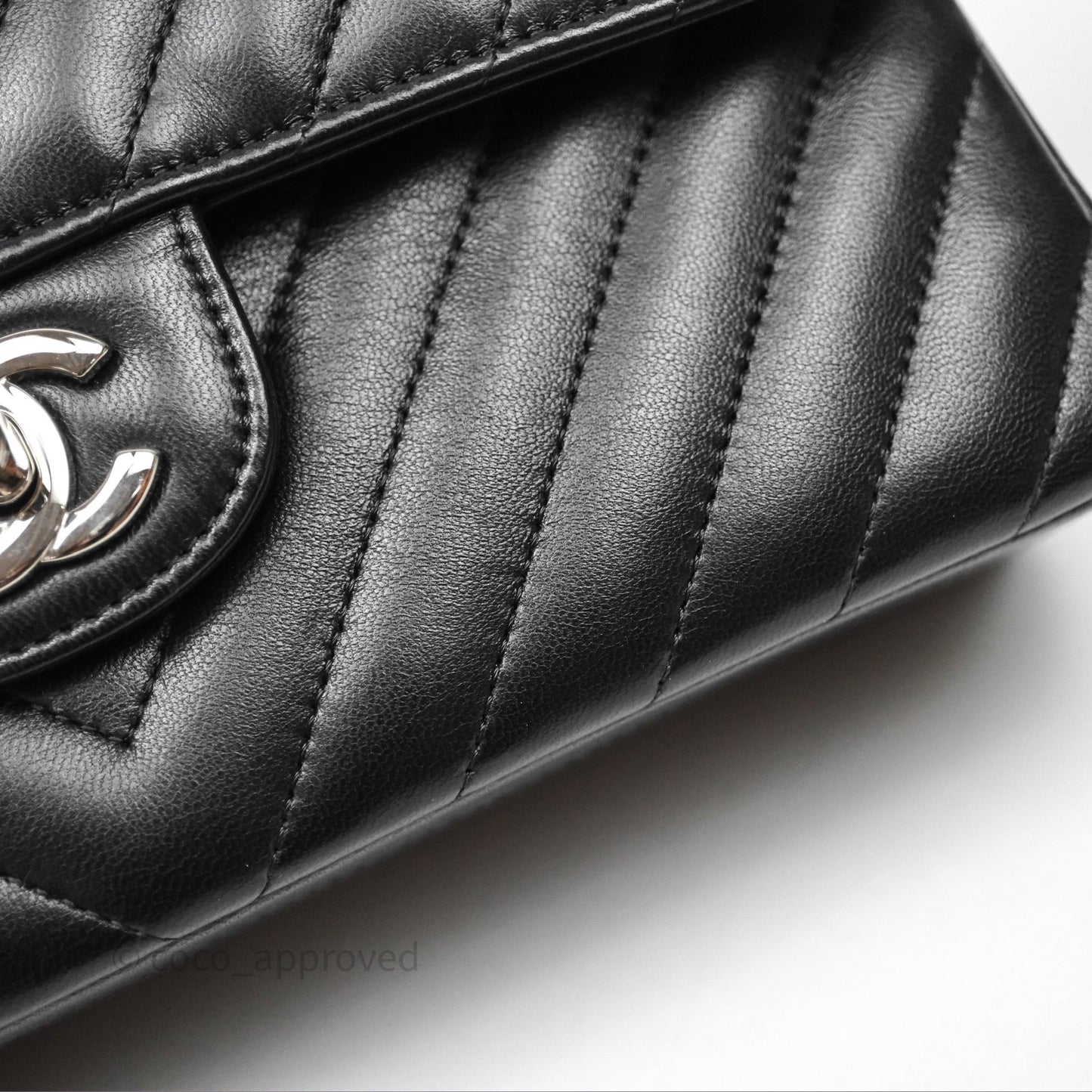 Chanel Small Flap Chevron Black lambskin Silver Hardware