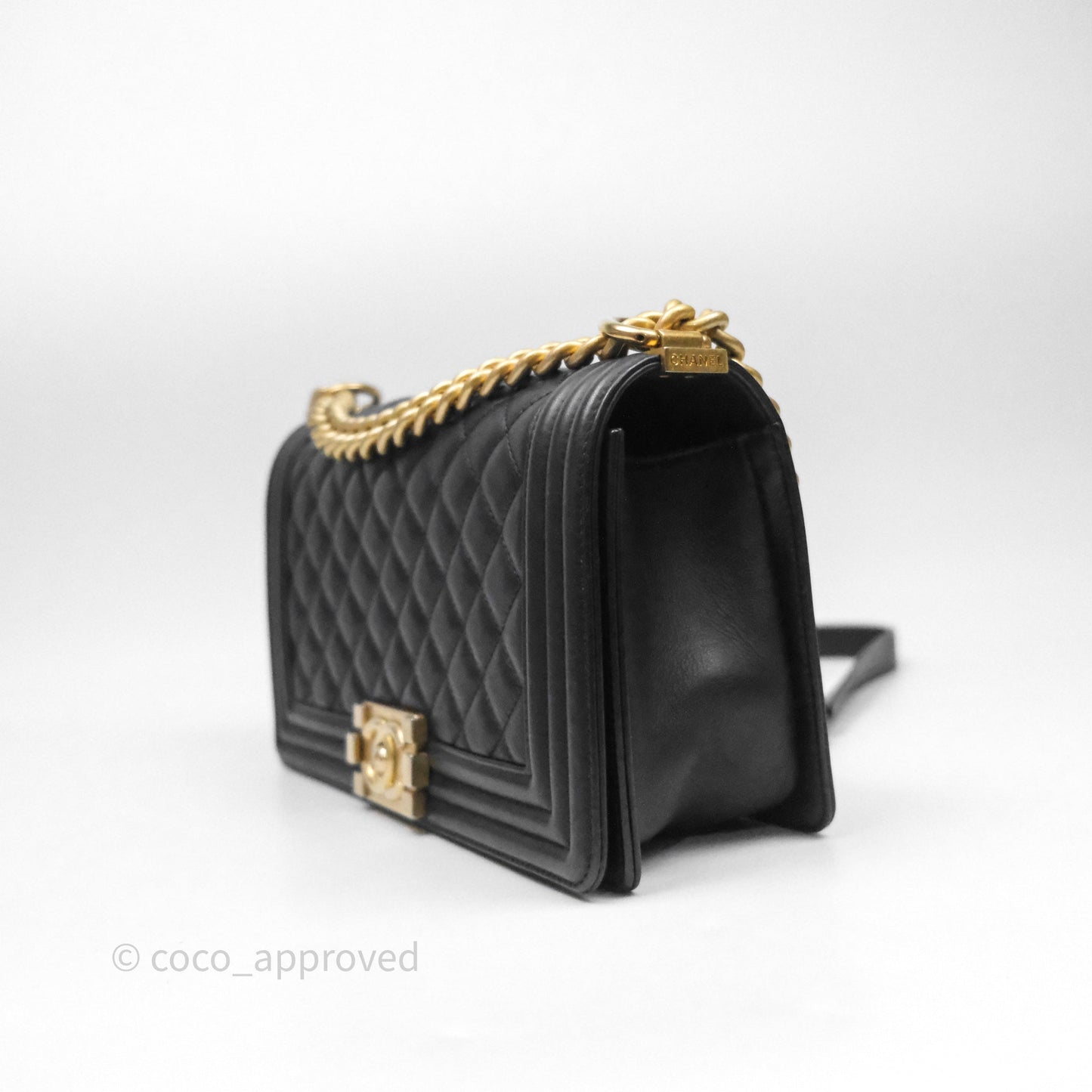 Chanel Medium Boy Quilted Black Calfskin Aged Gold Hardware